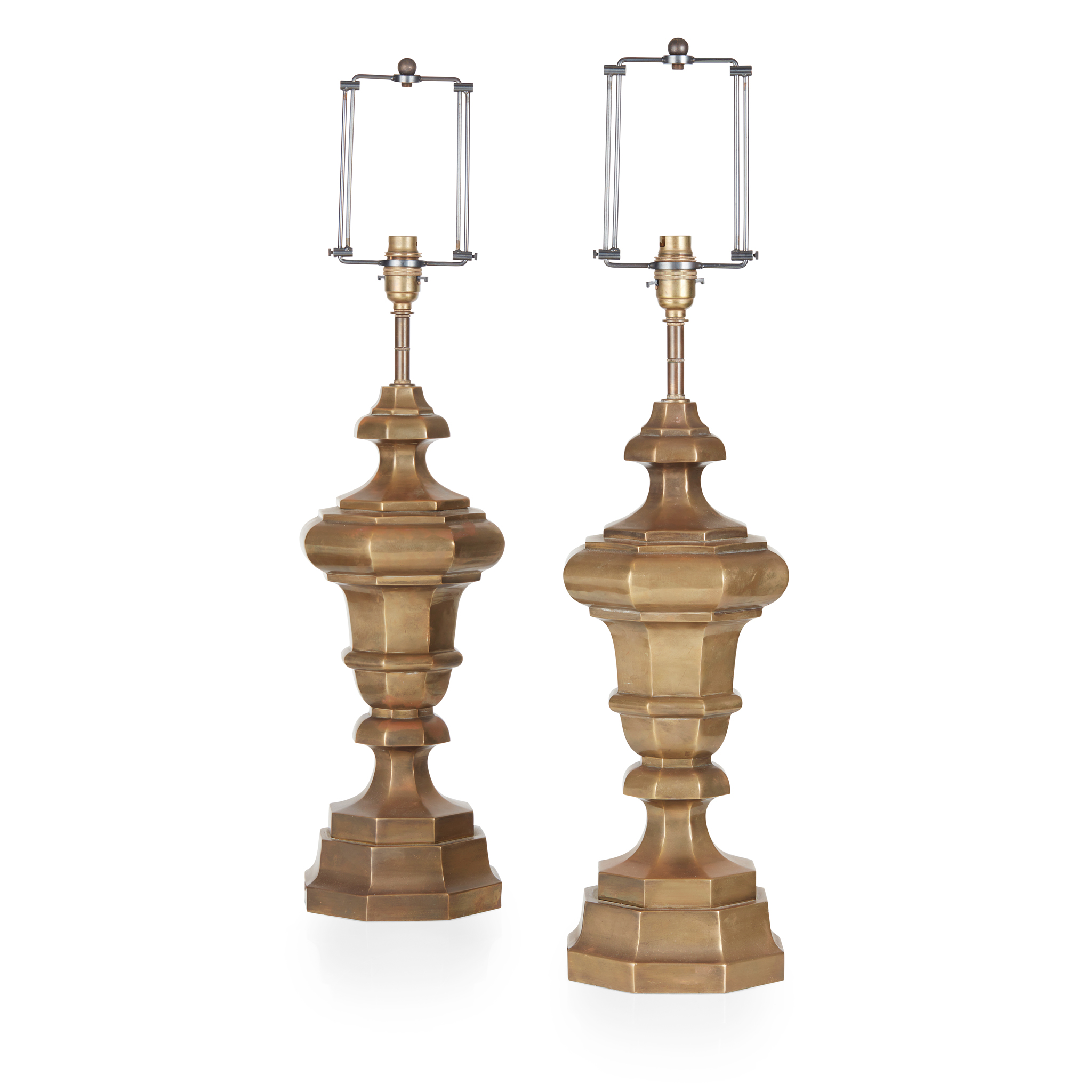 PAIR OF BRASS BAROQUE 17TH CENTURY STYLE LAMPS