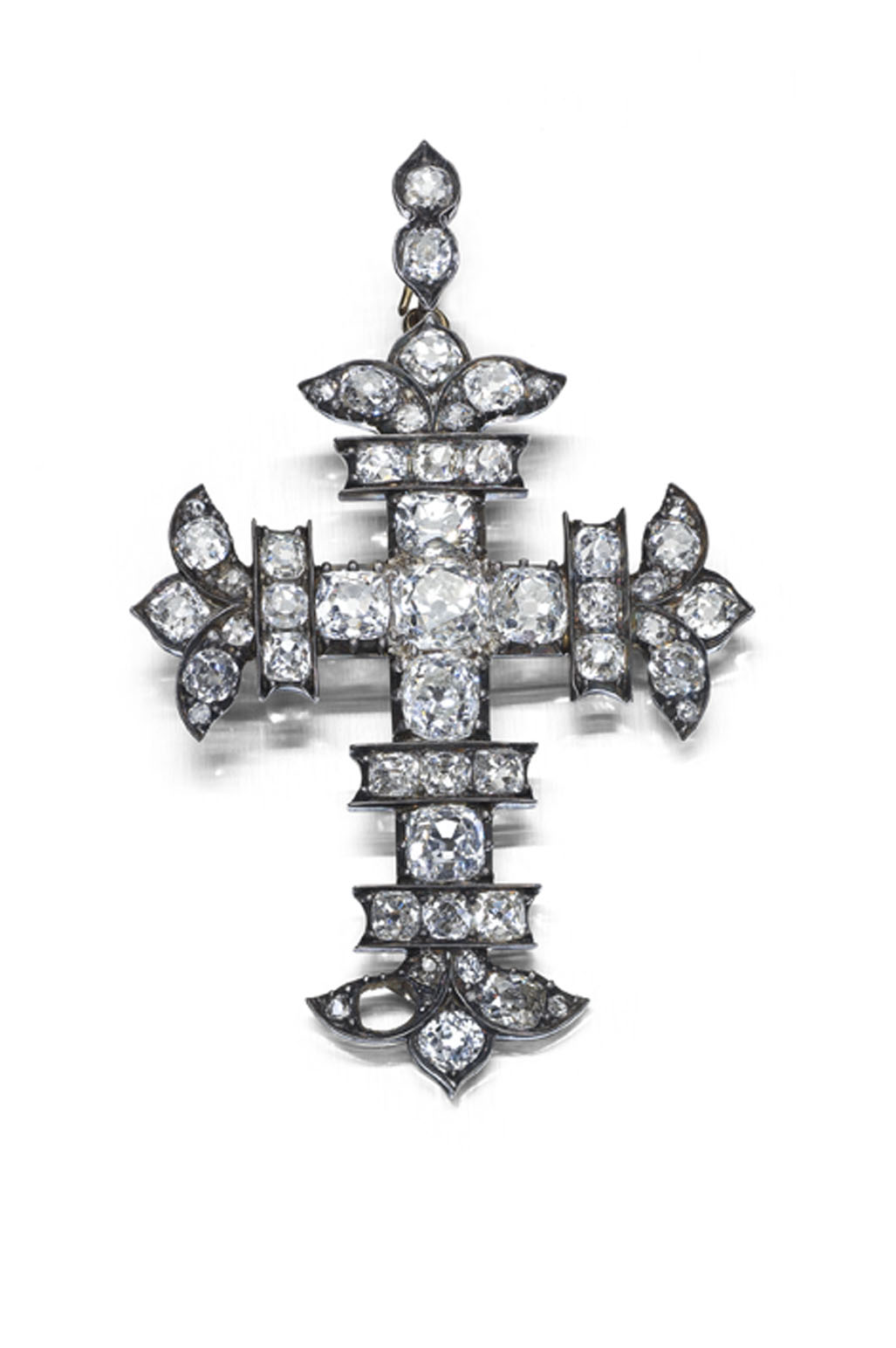 A Victorian diamond set cross form pendant,