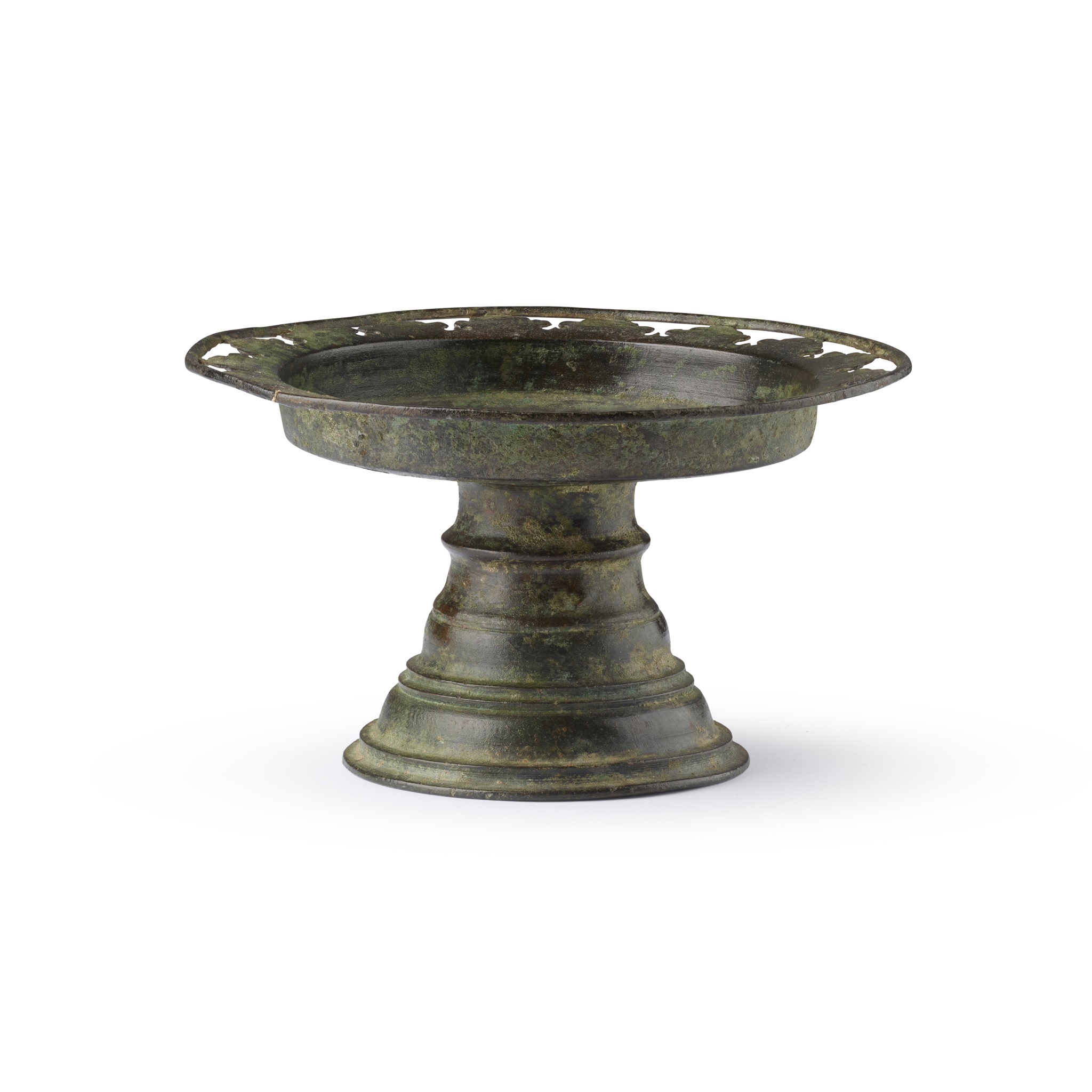 THAI BRONZE TAZZA OR BETEL TRAY
