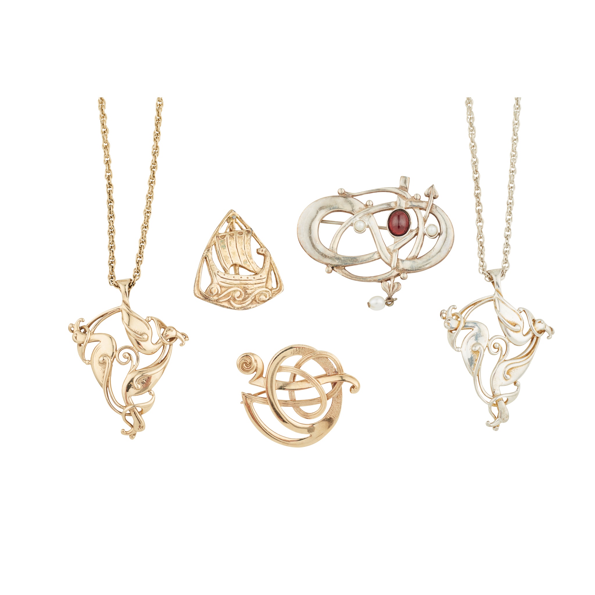 A COLLECTION OF SCOTTISH JEWELLERY