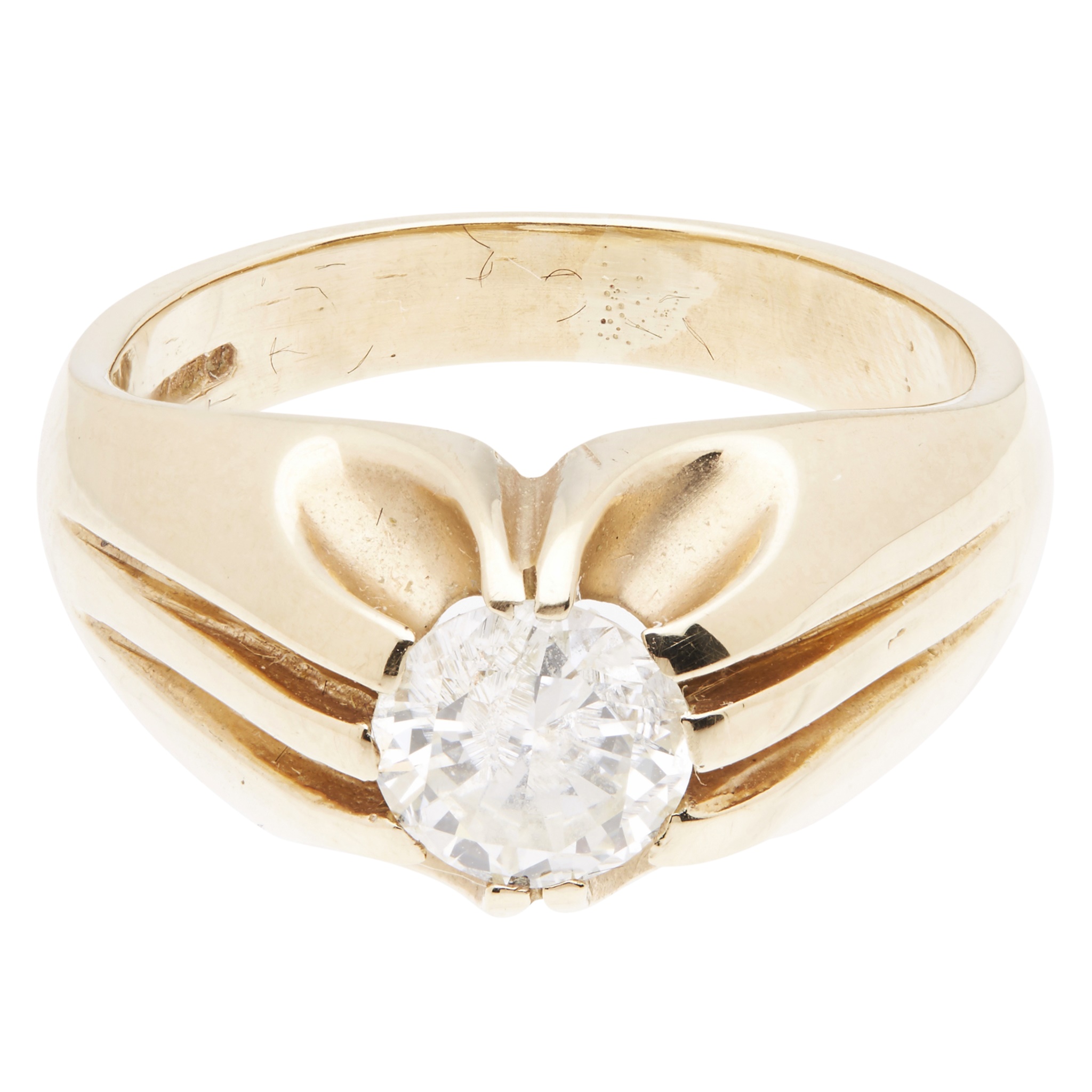 A gentleman's single stone diamond ring