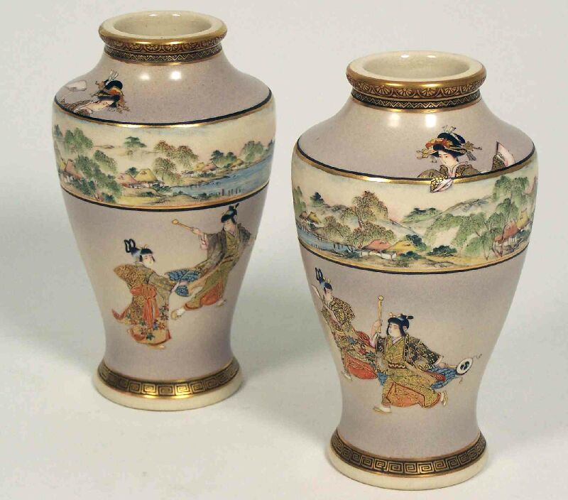 A pair of 20th century Japanese satsuma vases