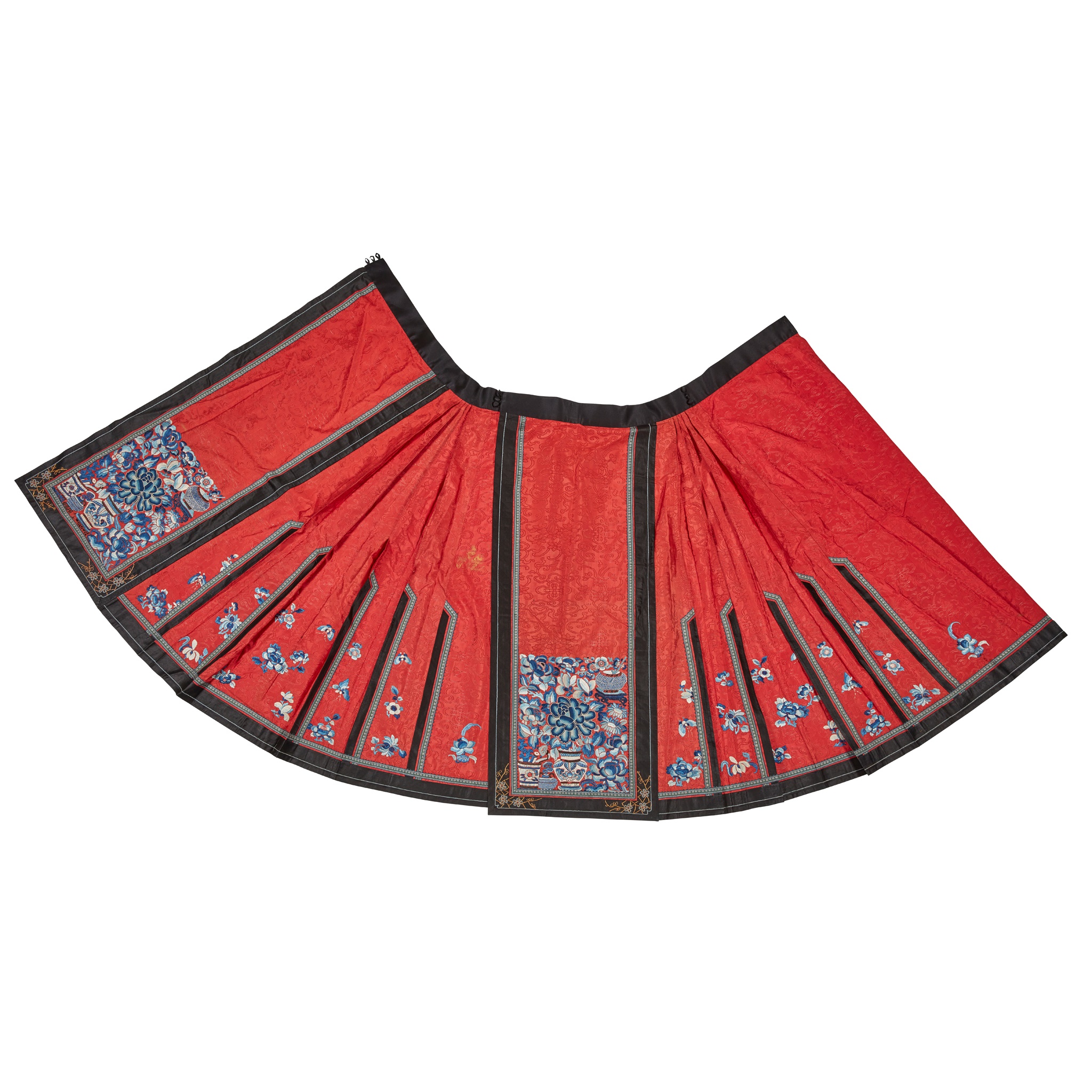 HAN CHINESE WOMAN'S EMBROIDERED RED SILK PLEATED SKIRT