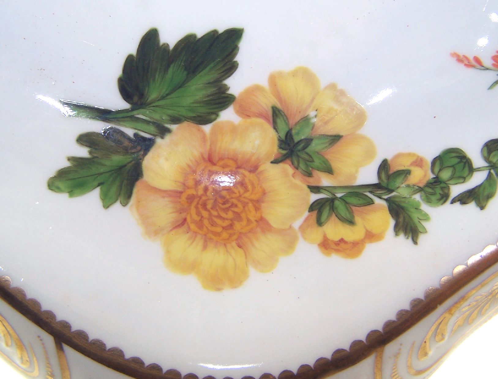 ENGLISH PORCELAIN PART DESSERT SERVICE