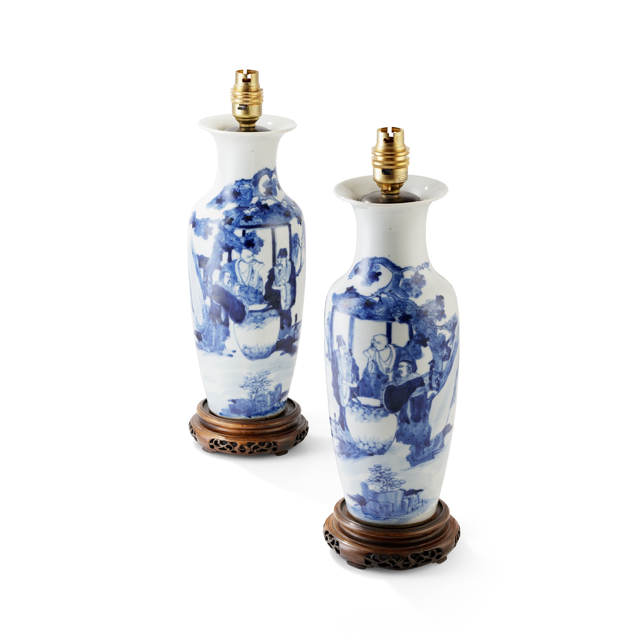 PAIR OF BLUE AND WHITE VASES