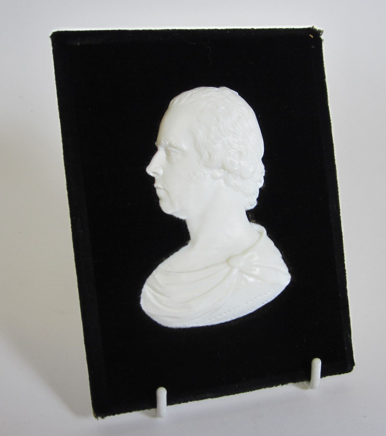 TASSIE PORTRAIT PLAQUE DEPICTING RICHARD RAMSDEN BRAMLEY