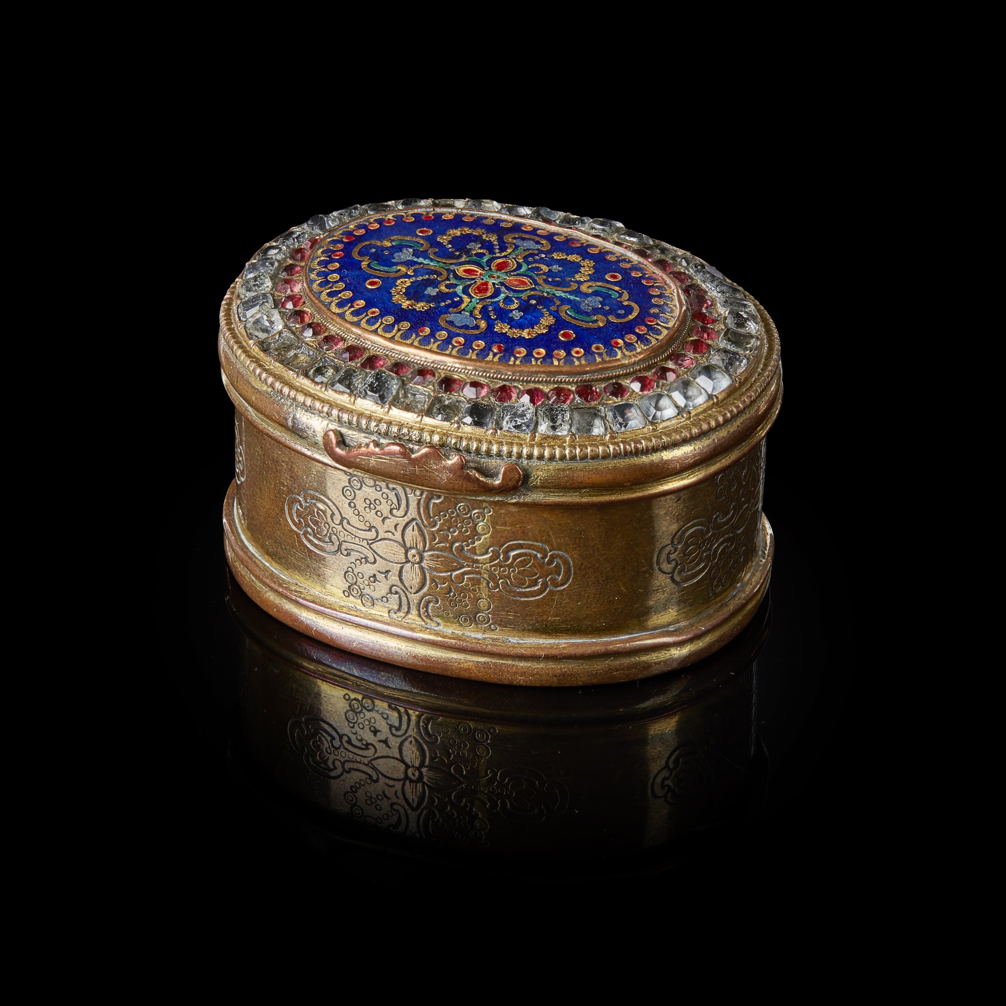 GILT-METAL AND GLASS INLAID ENAMEL SNUFF BOX