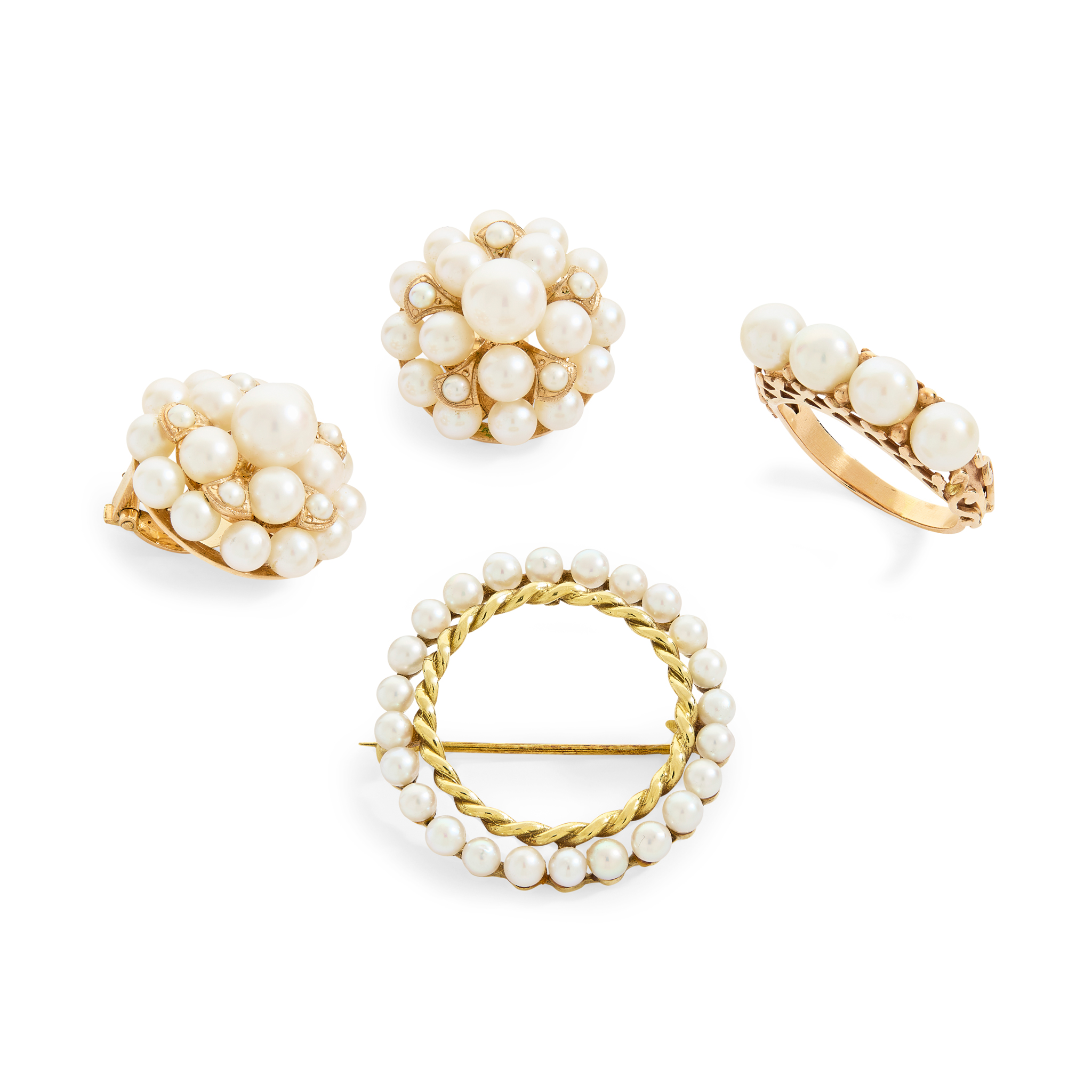 A matched suite of cultured pearl jewellery
