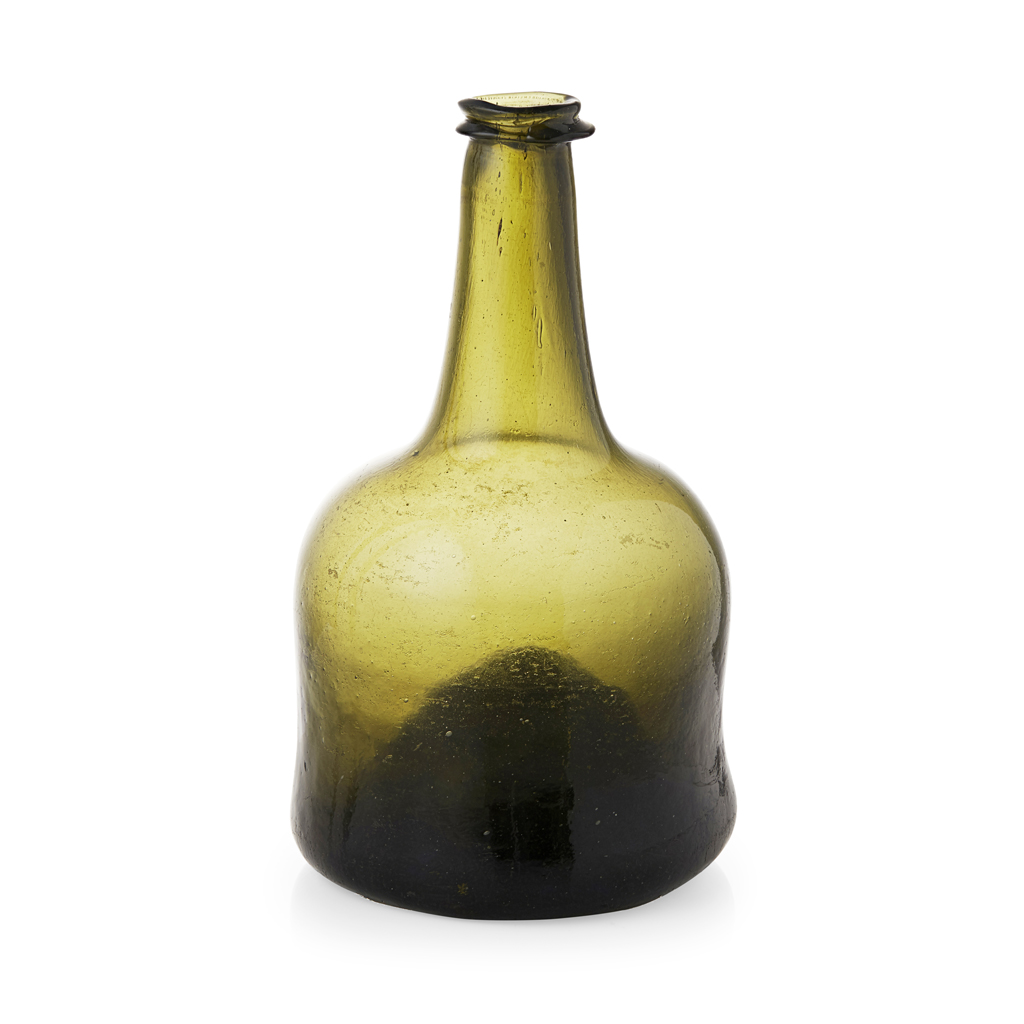A GEORGIAN GREEN GLASS MALLET-SHAPED BOTTLE
