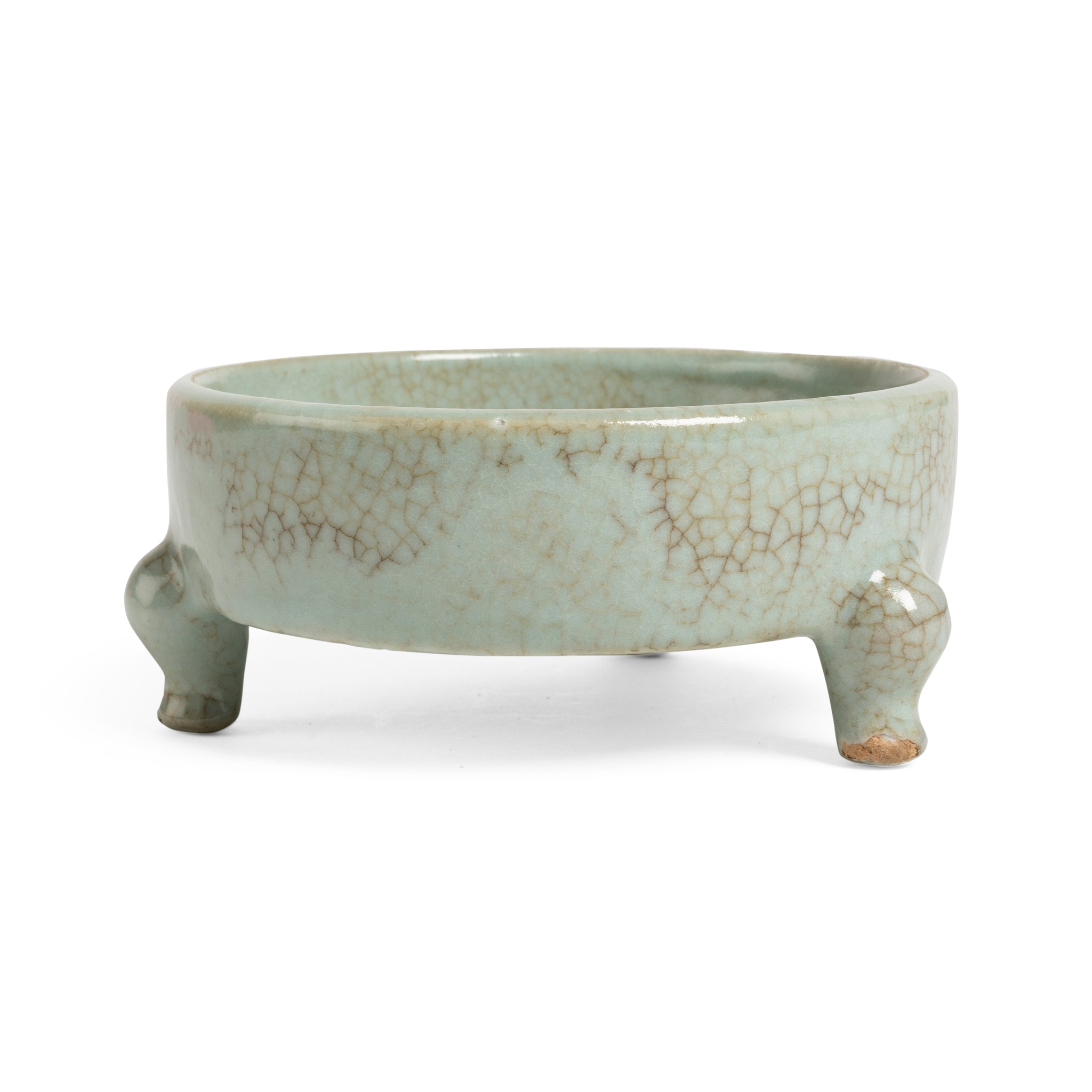 GE-TYPE CRACKLE-GLAZED TRIPOD BRUSH WASHER