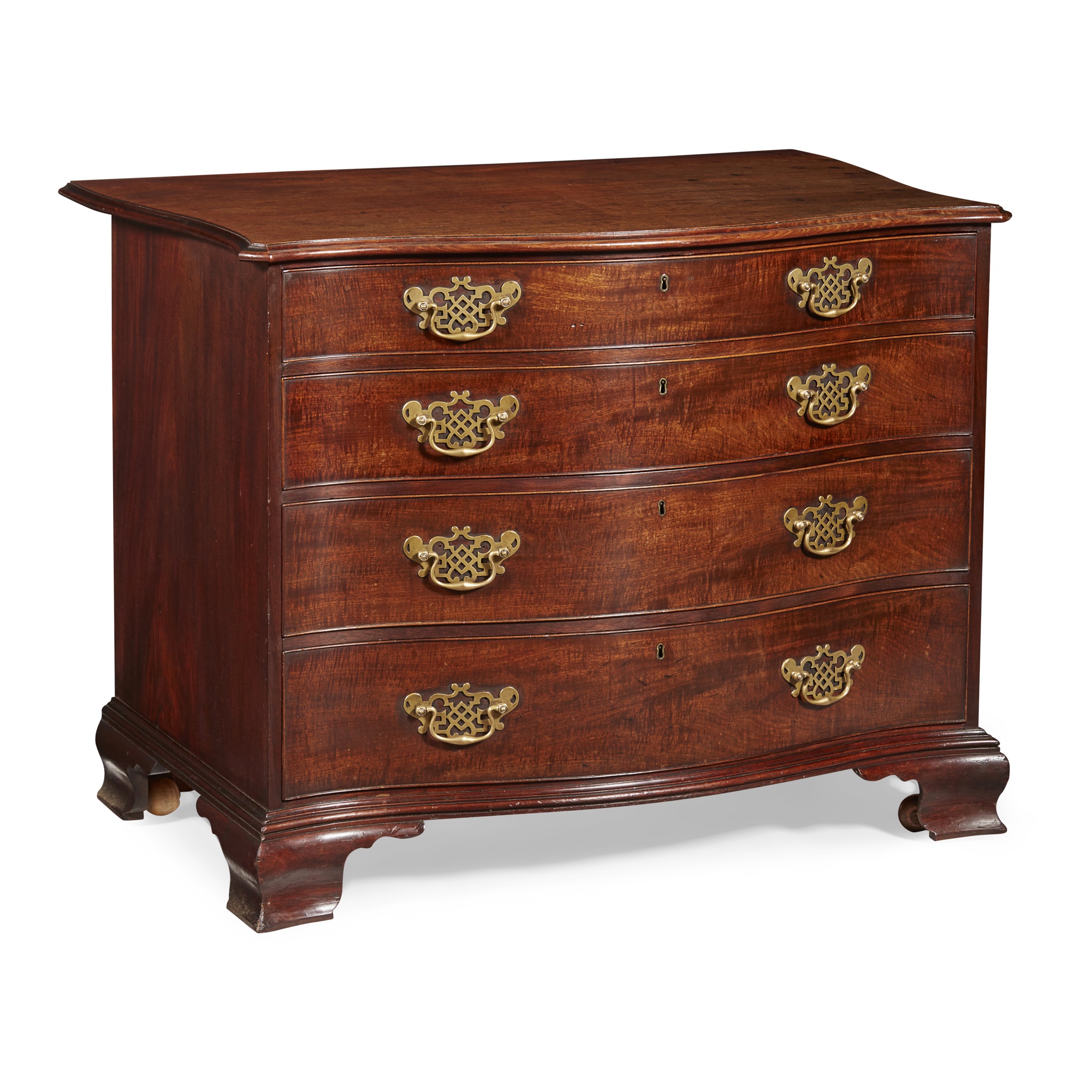 FINE GEORGE III MAHOGANY SERPENTINE COMMODE