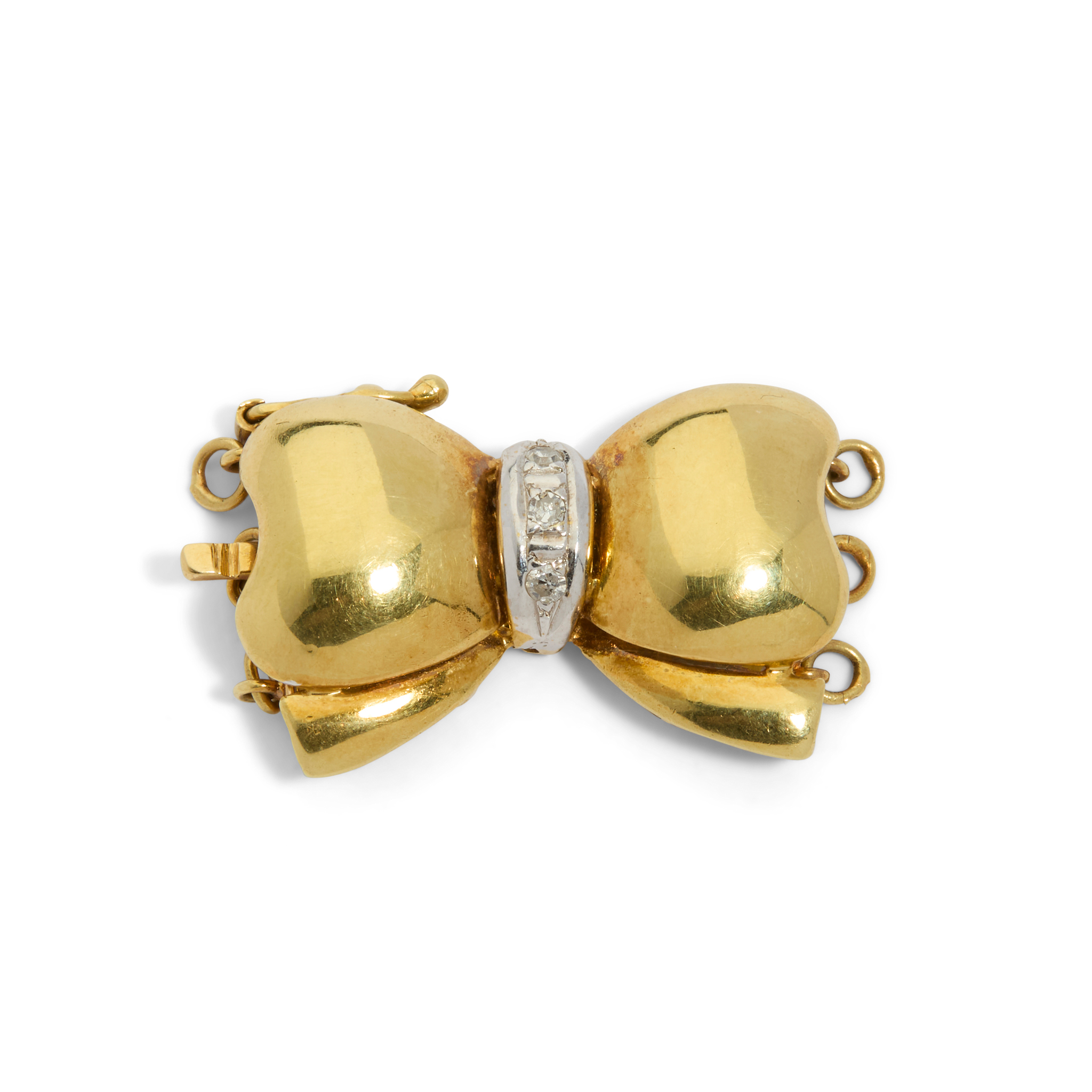 An 18ct gold diamond clasp