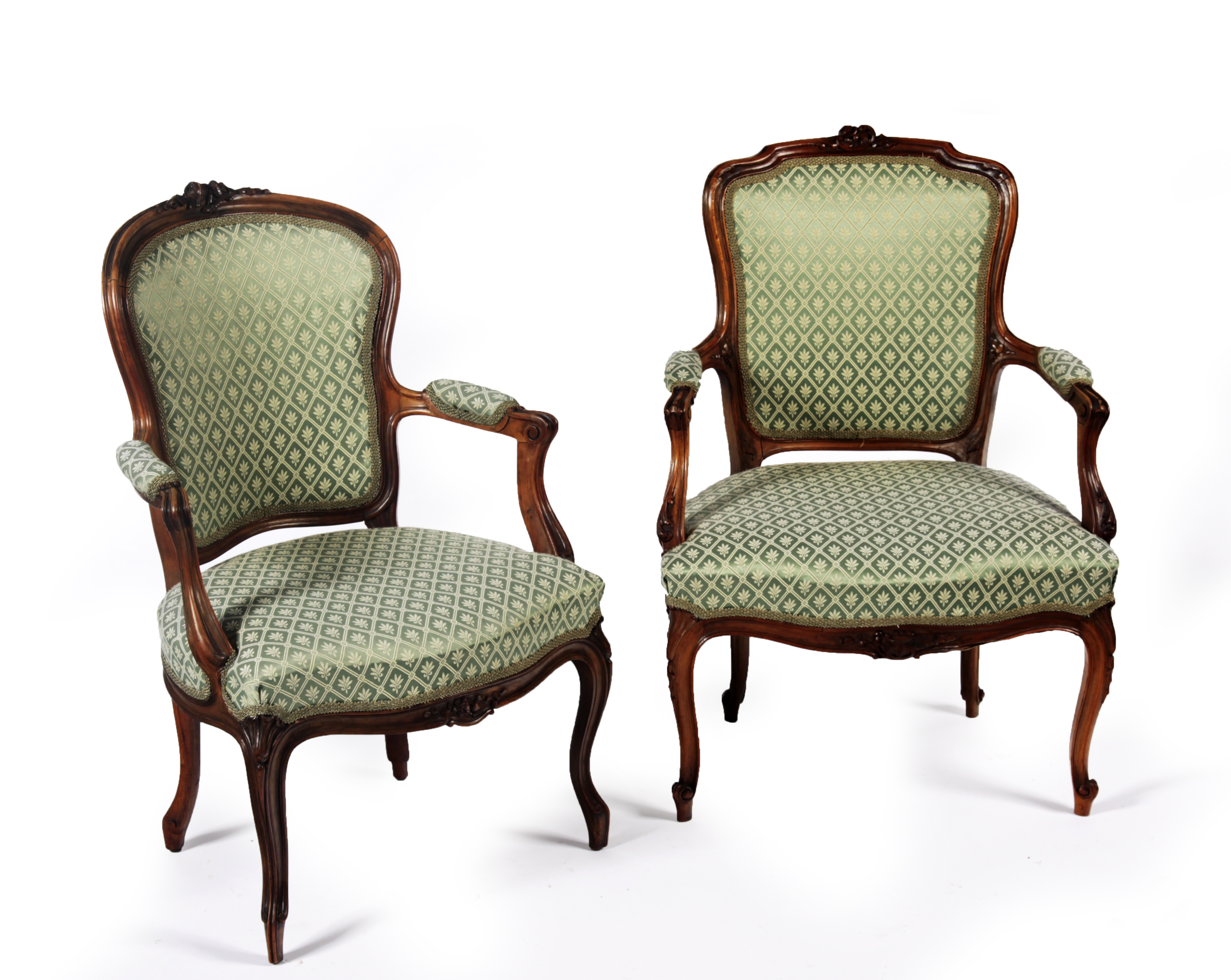 MATCHED PAIR OF EDWARDIAN CARVED WALNUT FRAMED FAUTEILS