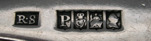 A collection of Fiddle pattern flatware,