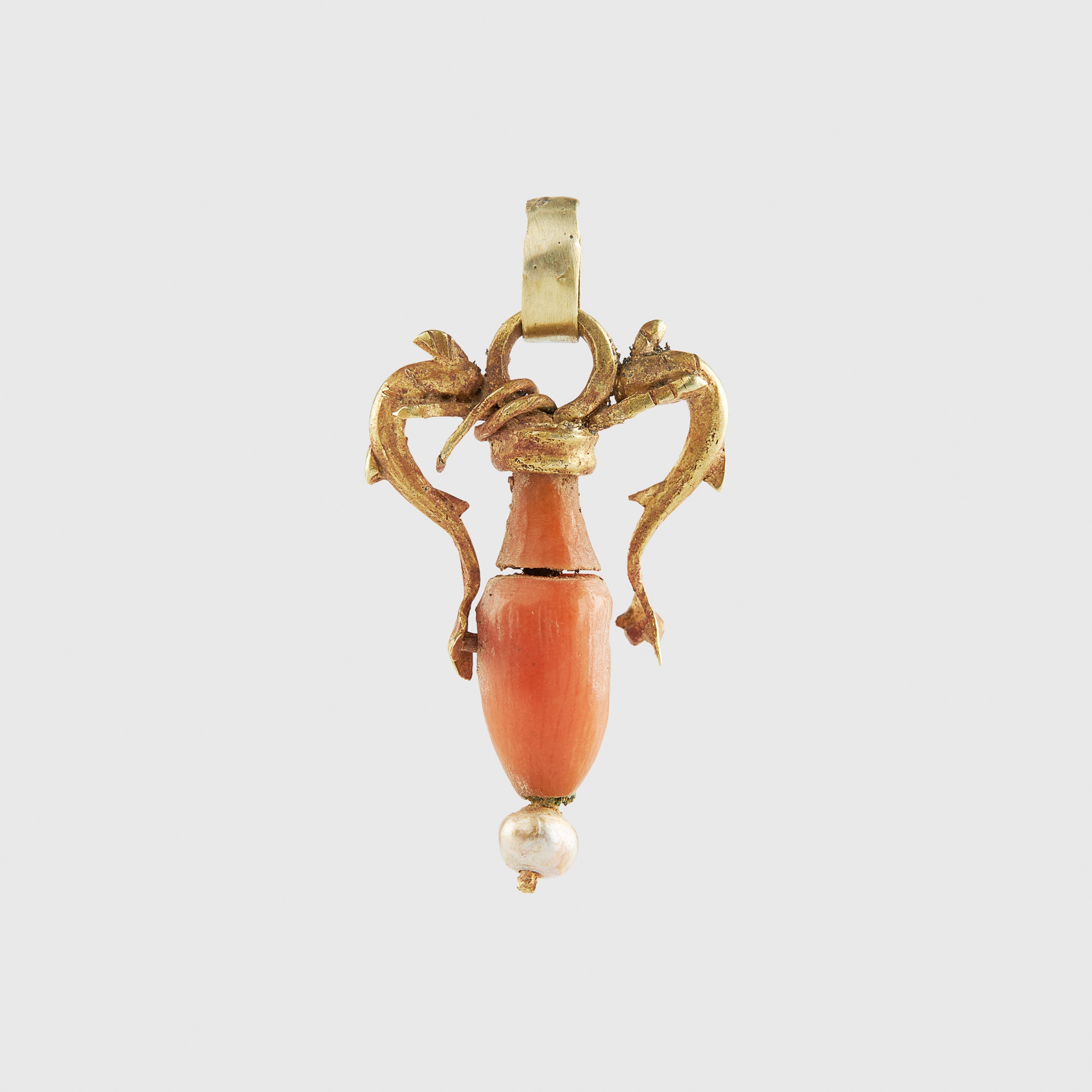 HELLENISTIC GOLD AND CORAL PENDANT