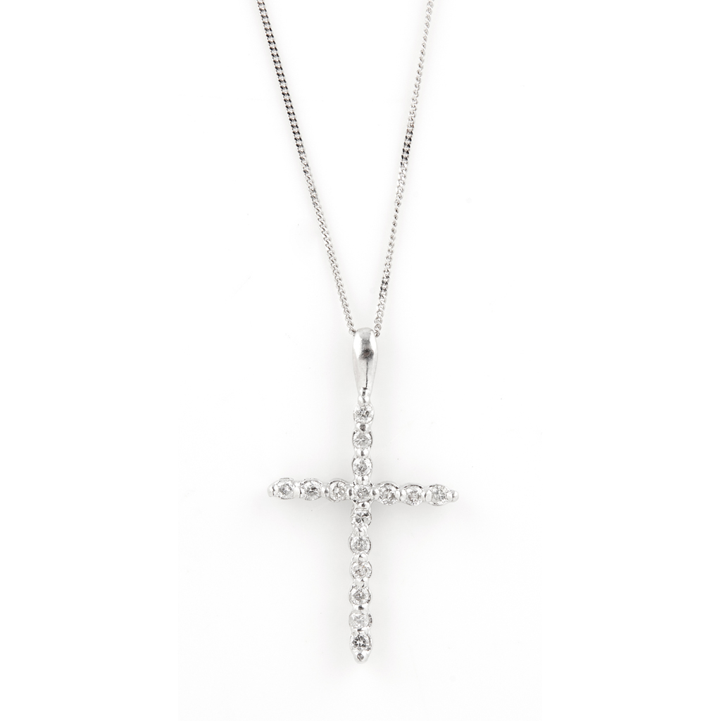 A diamond set cross pendant
