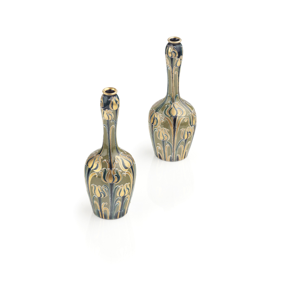 WILLIAM MOORCROFT (1872-1945) FOR JAMES MACINTYRE & CO.