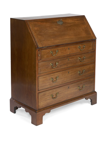 A Georgian period mahogany bureau