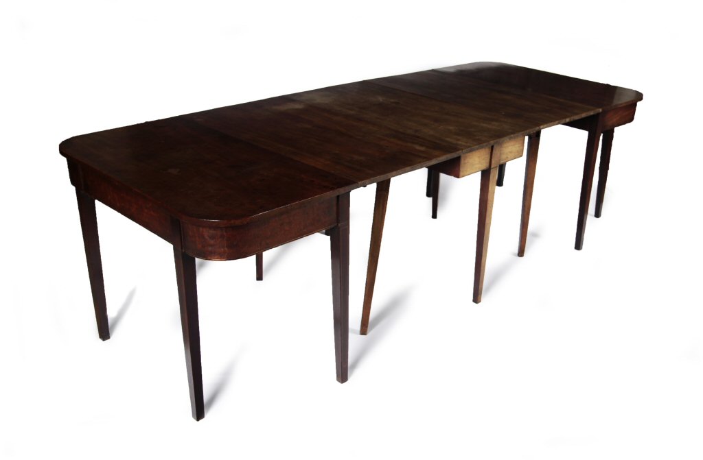 GEORGIAN MAHOGANY D-END DINING TABLE