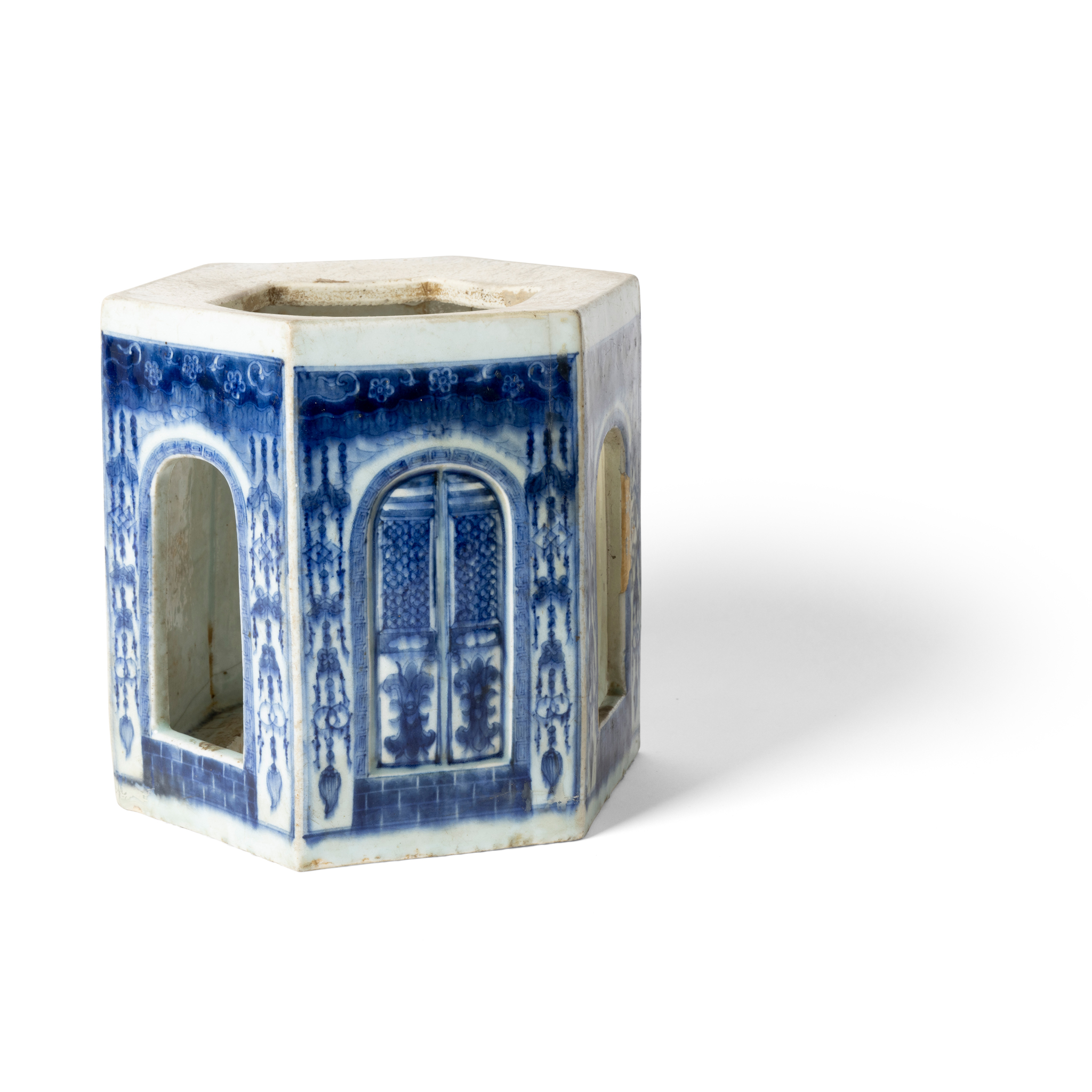 CHINESE BLUE AND WHITE HEXAGONAL VASE STAND
