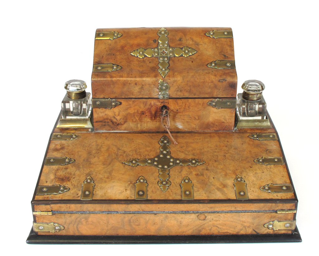 VICTORIAN WALNUT DESK STAND