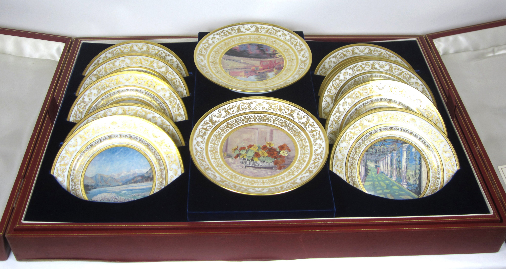 LIMOGES PORCELAIN COMMEMORATIVE DESSERT SERVICE FOR ASPREY