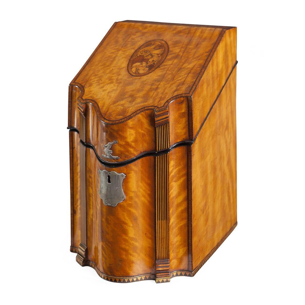 A GOOD GEORGE III SATINWOOD, INLAY, CROSSBANDED AND CHEQUER STRUNG KNIFE BOX