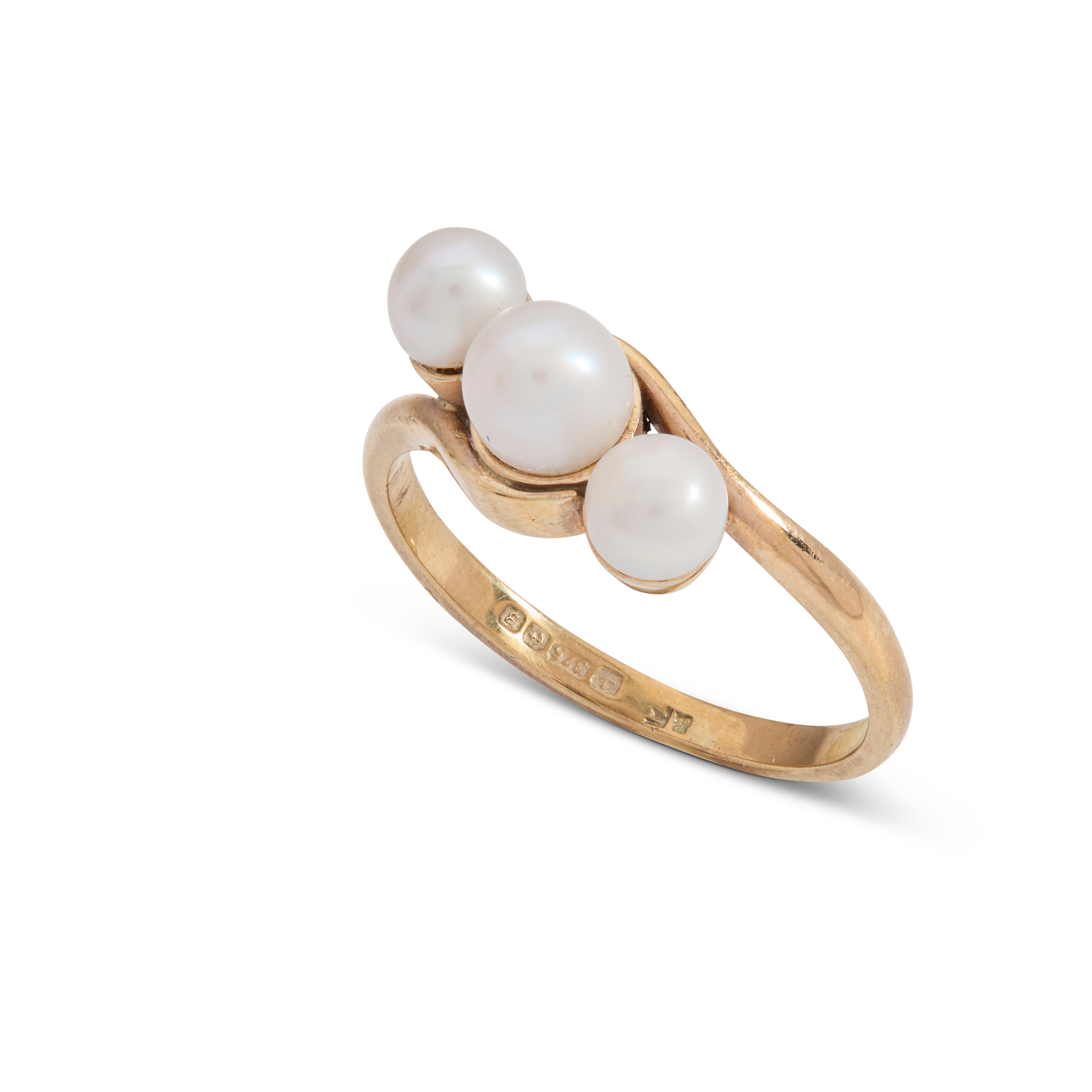 A 9ct gold Scottish freshwater pearl ring