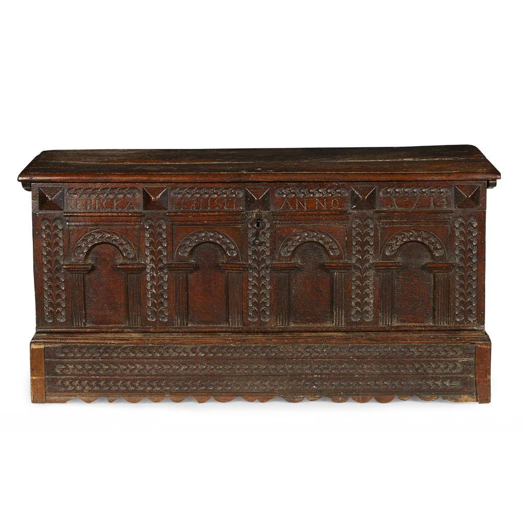 OAK COFFER