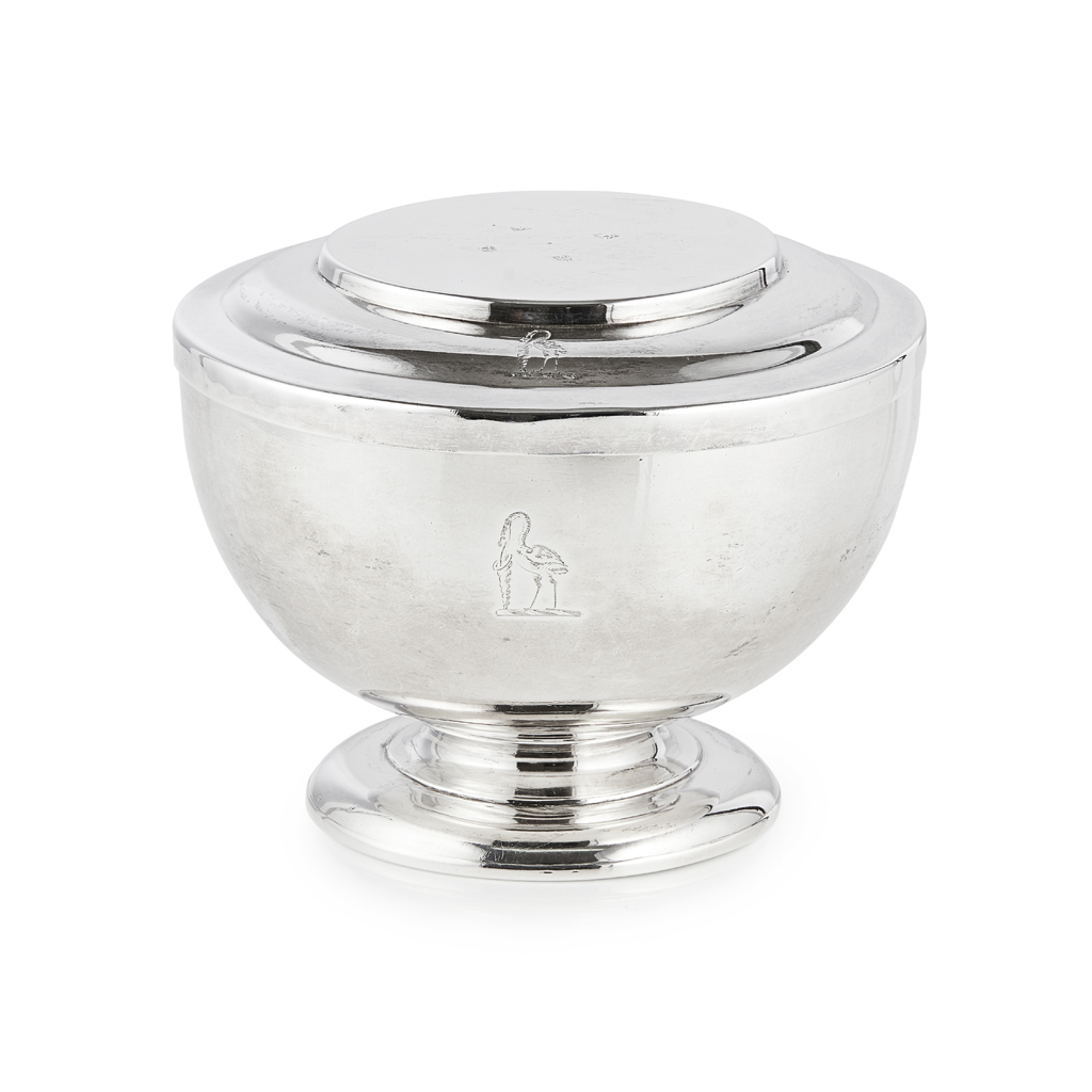 A RARE GEORGE I SUGAR BOWL AND COVER