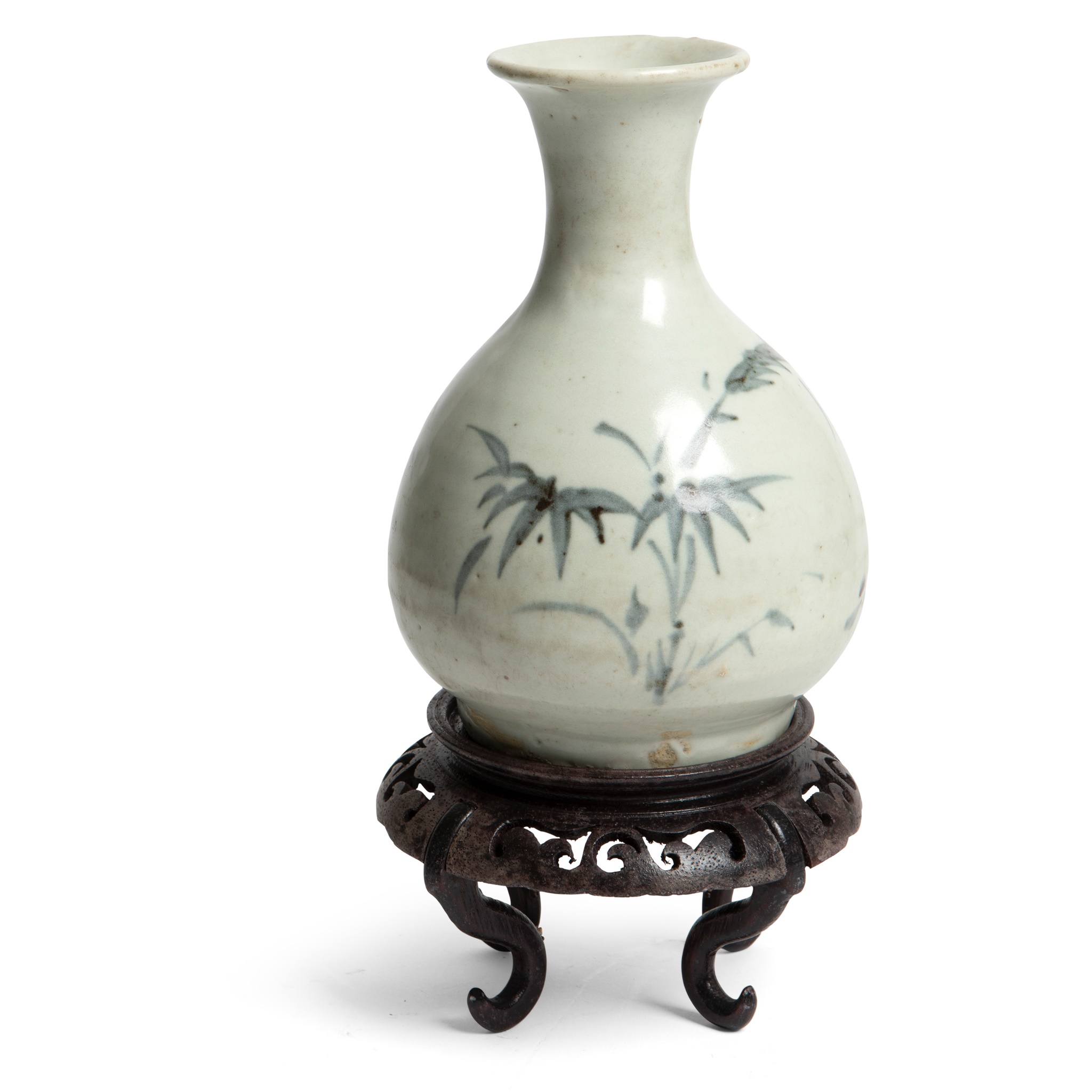 JAPANESE JOSEON-STYLE BLUE AND WHITE VASE