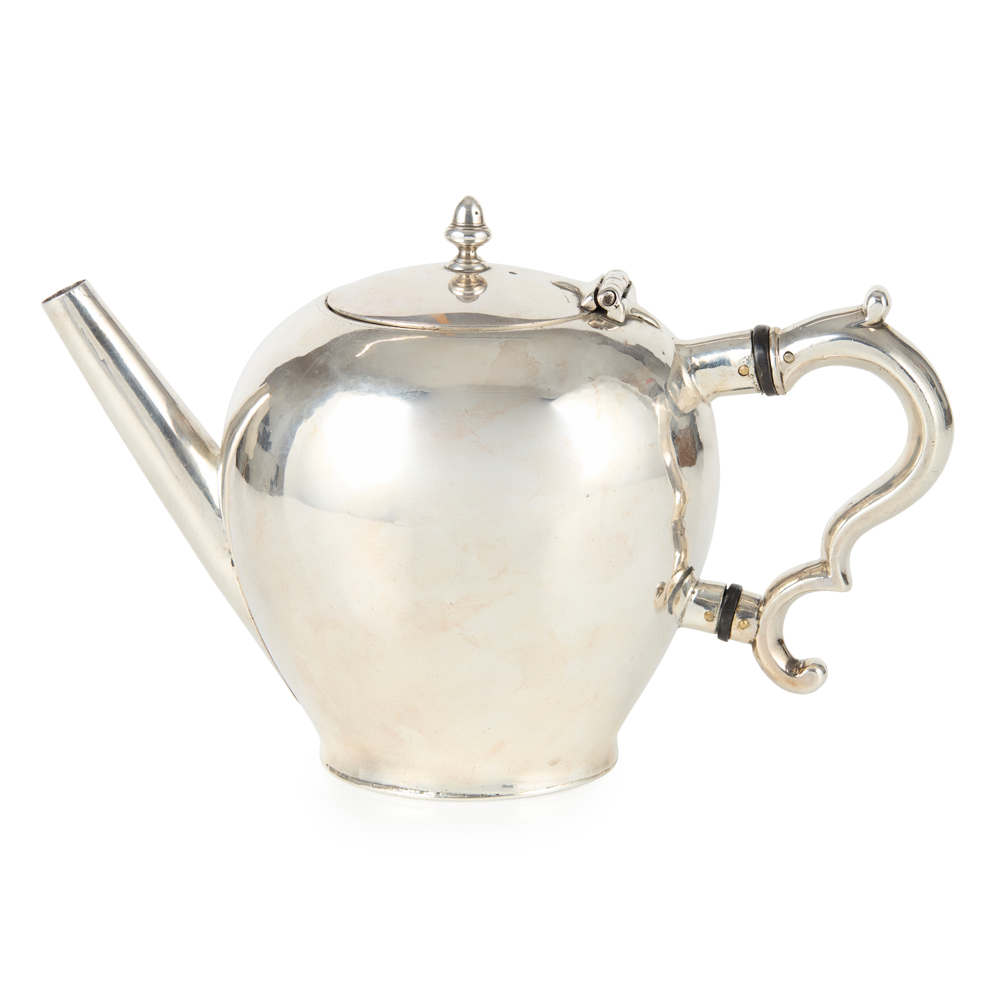 AN IMPRESSIVE LARGE GEORGE I APPLE TEAPOT