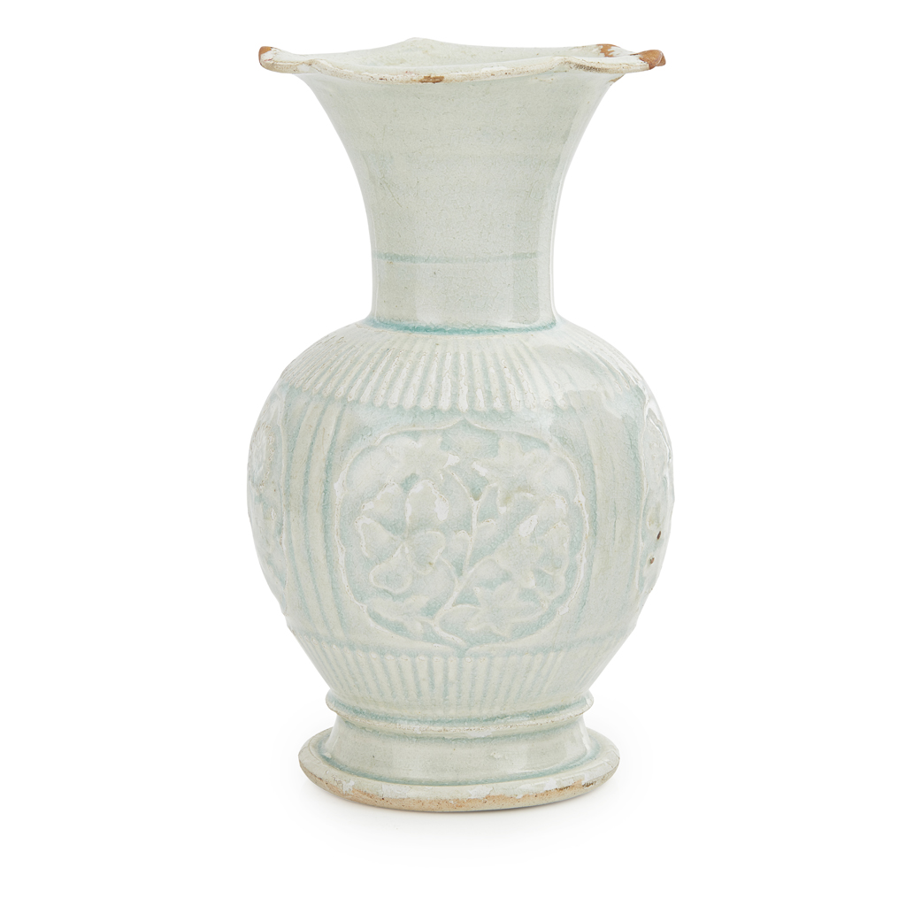 BLUE CARVED 'QINGBAI' BALUSTER VASE