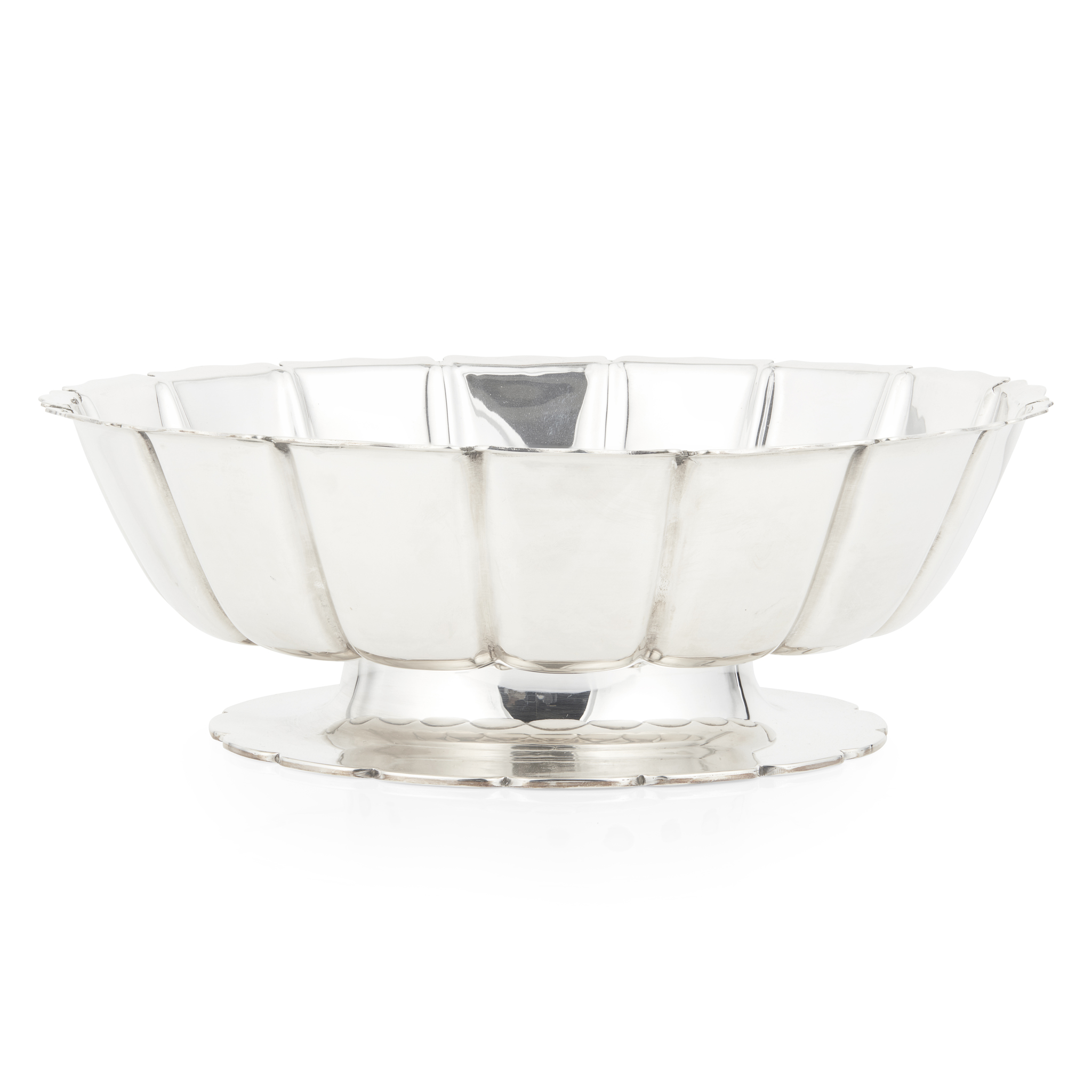 A 1930s LOBED BOWL