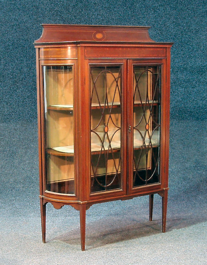 An Edwardian mahogany inlaid display cabinet,