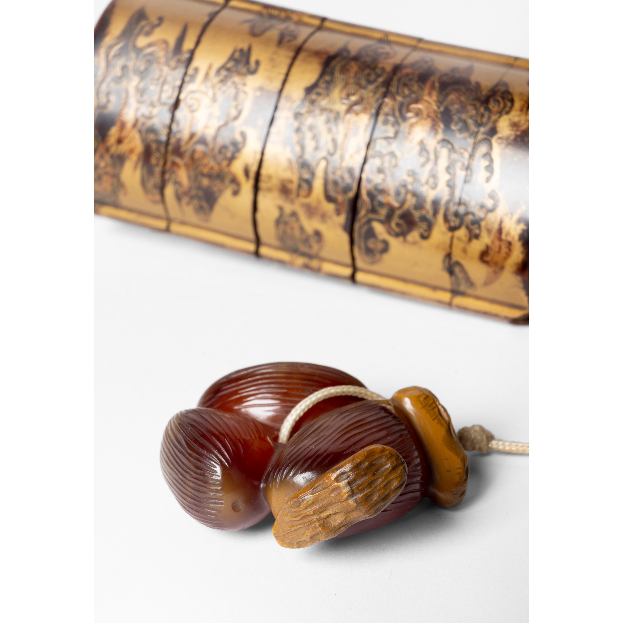 CARVED AGATE JUJUBE AND PEANUT