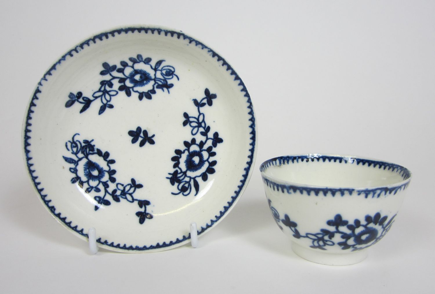 COLLECTION OF ENGLISH BLUE AND WHITE MATCHING TEA BOWLS AND SAUCERS