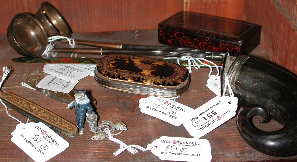 A silver mounted snuff mull