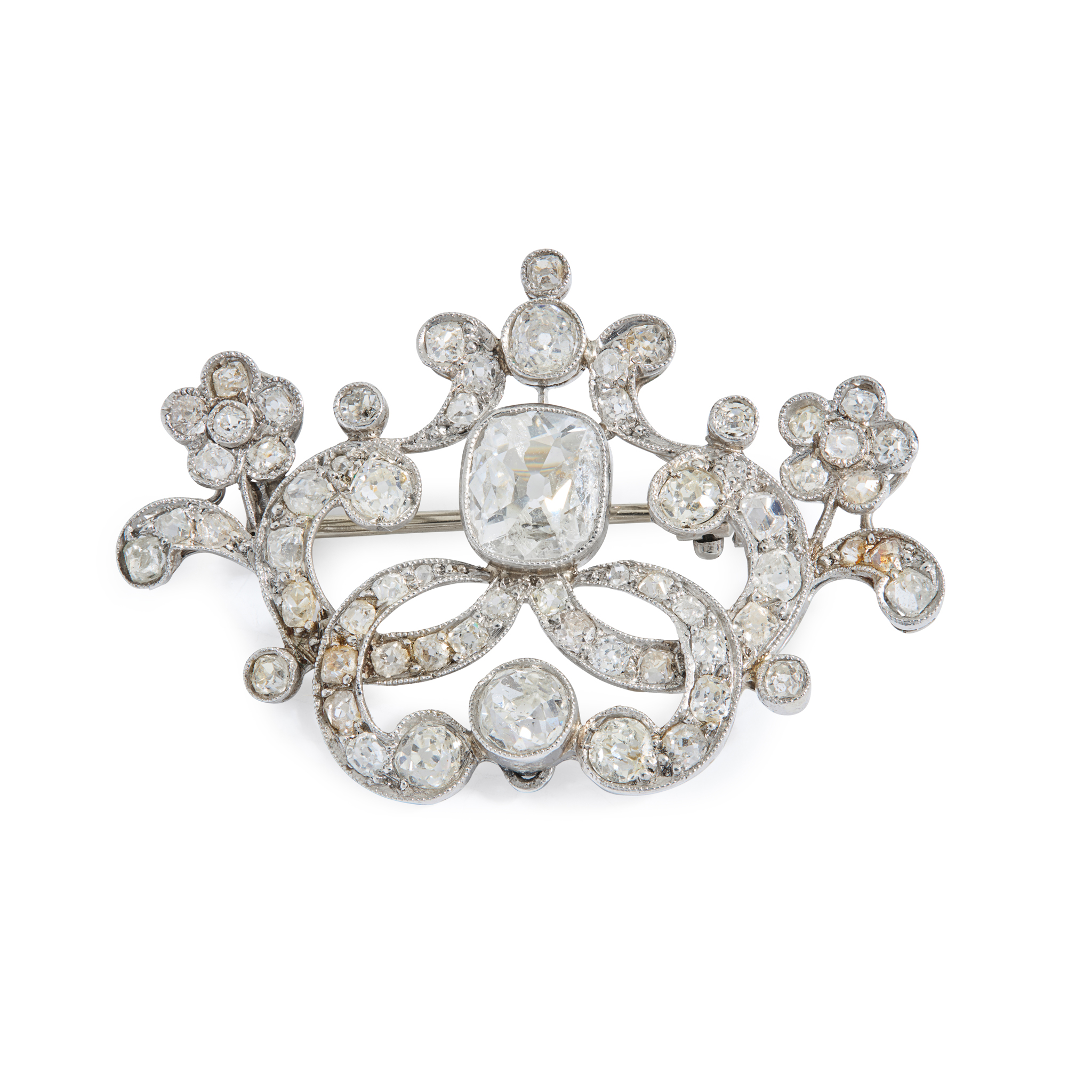 An early 20th century diamond brooch