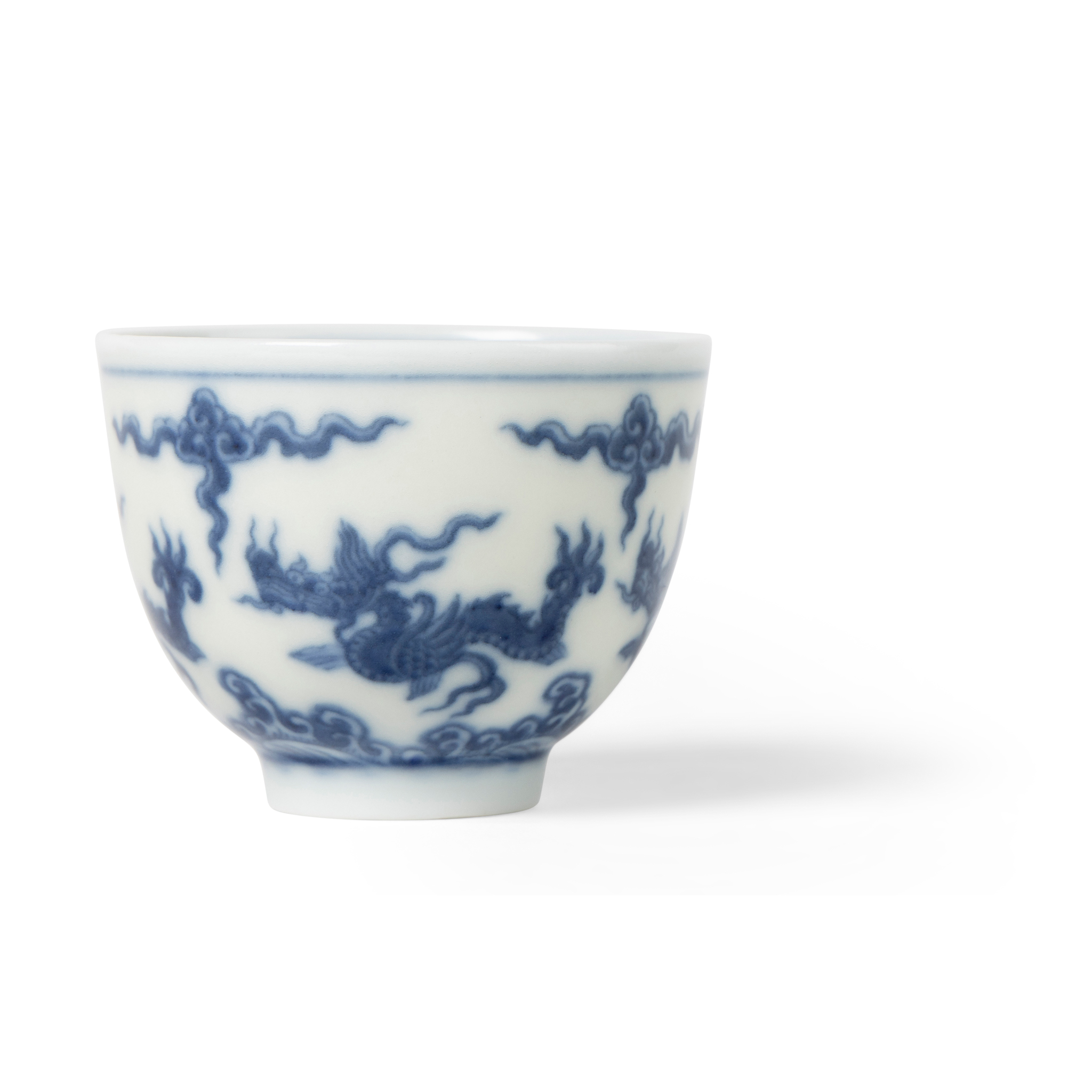 CHINESE BLUE AND WHITE 'KUI DRAGON' CUP