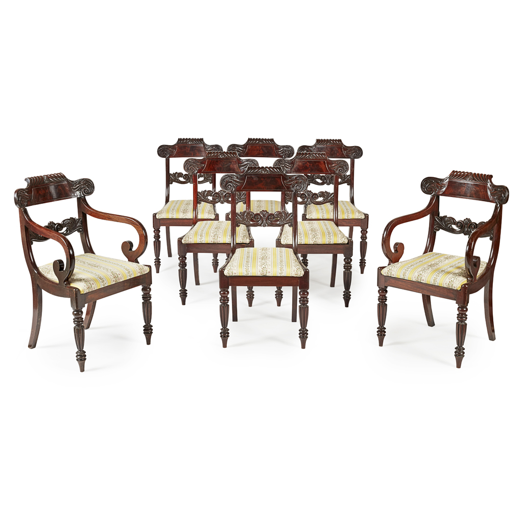 SET OF EIGHT REGENCY MAHOGANY DINING CHAIRS IN THE MANNER OF GILLOWS