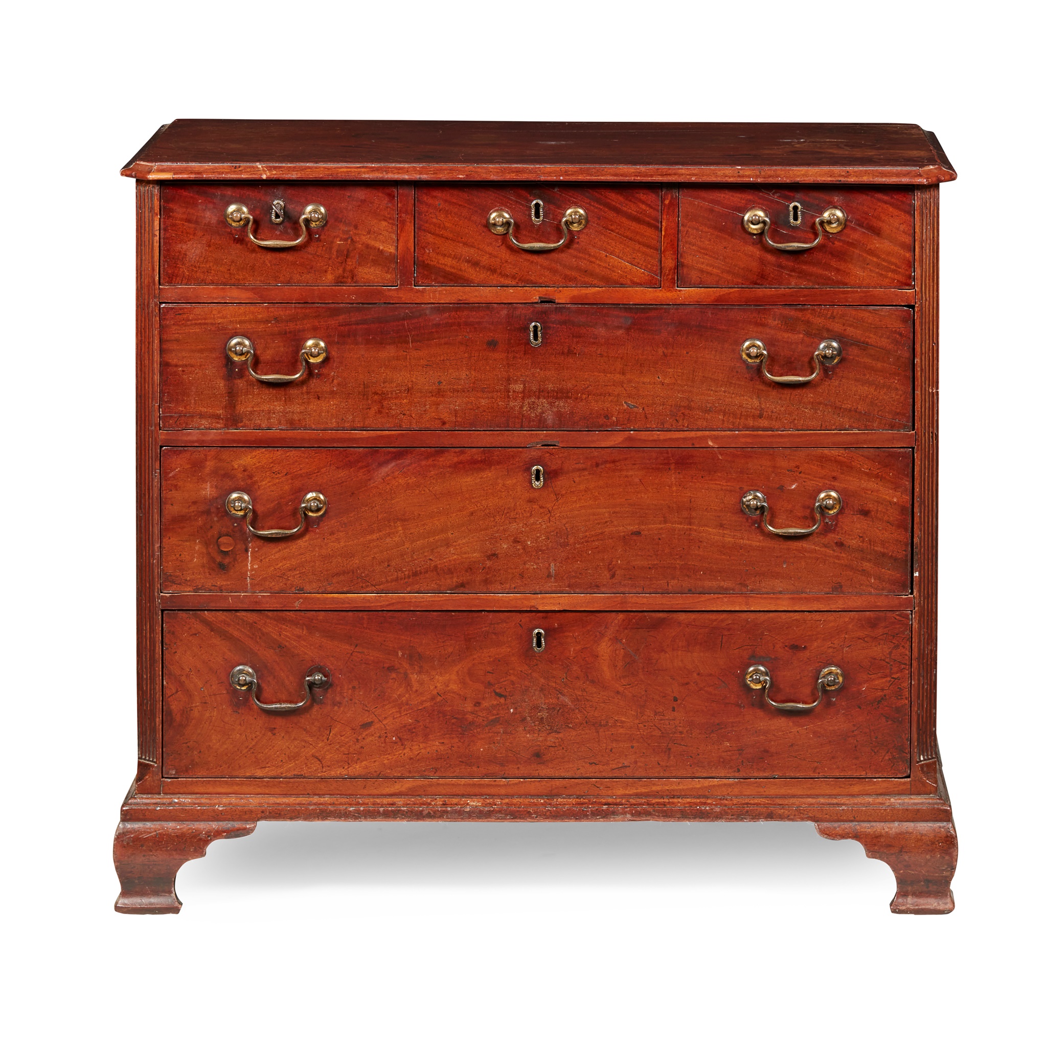 GEORGE III MAHOGANY CHEST OF DRAWERS
