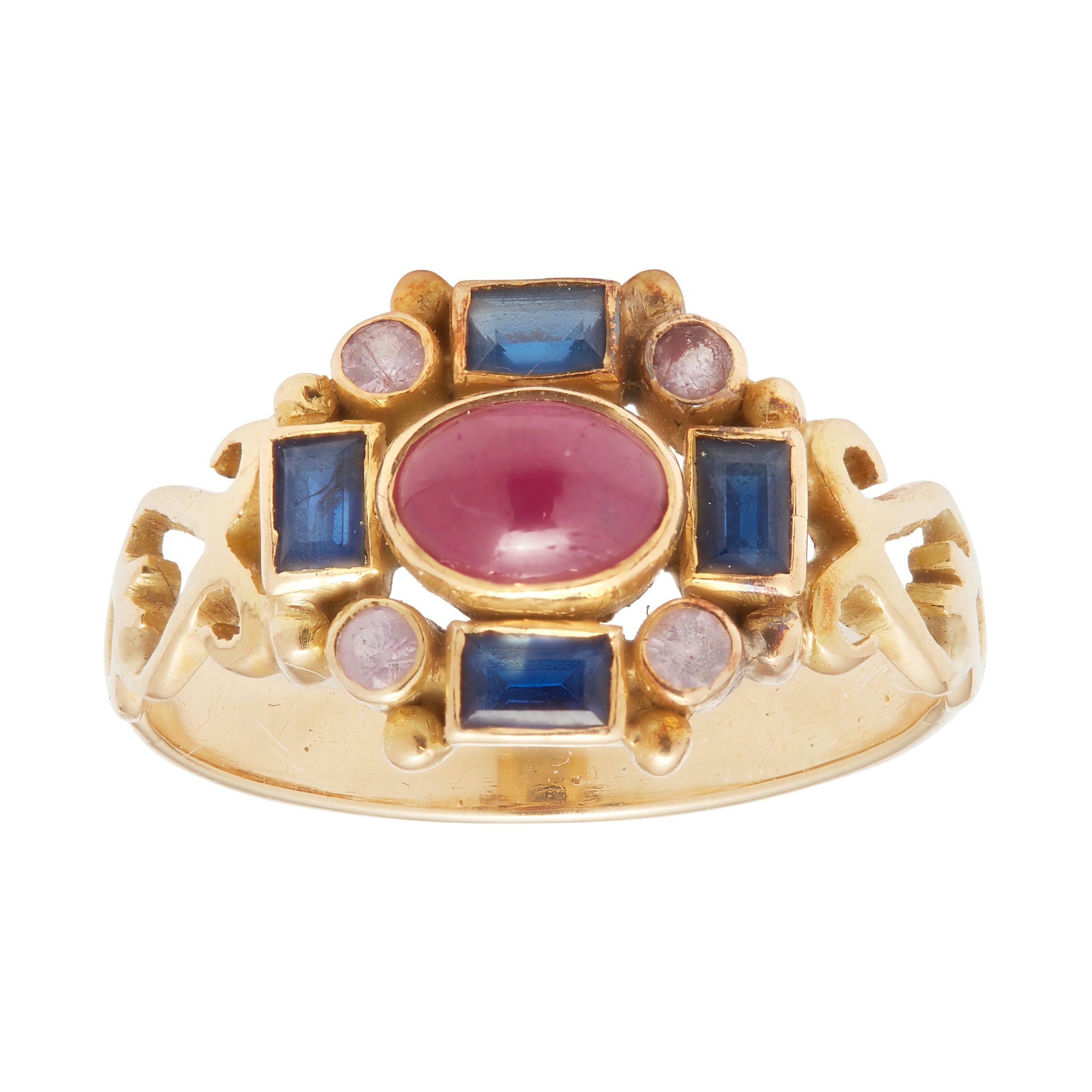 A multi-gem set cluster ring