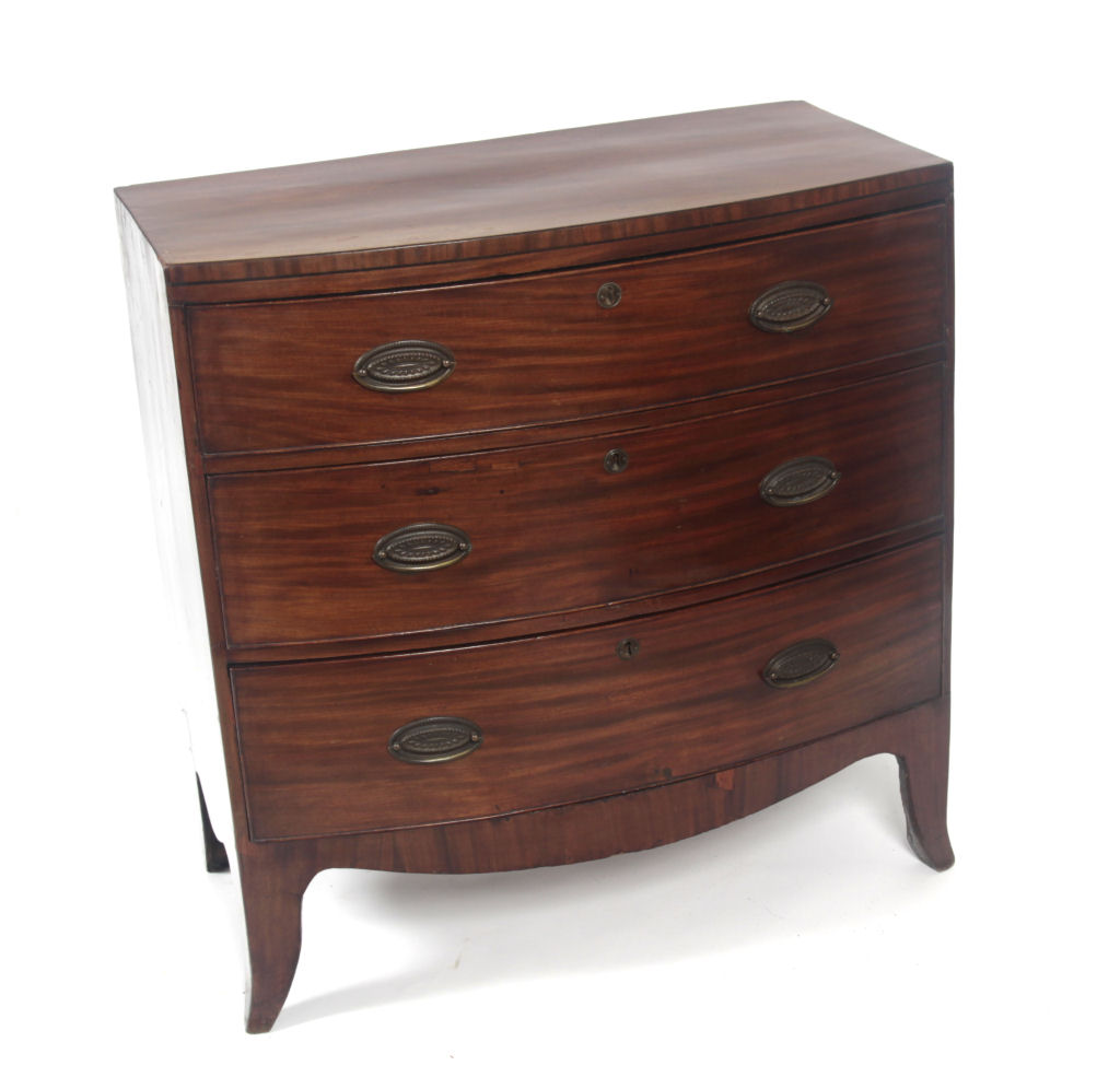 A Regency mahogany bowfront chest