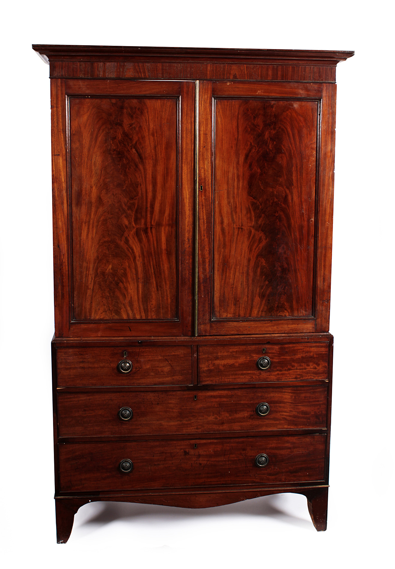 A GEORGE III MAHOGANY LINEN PRESS