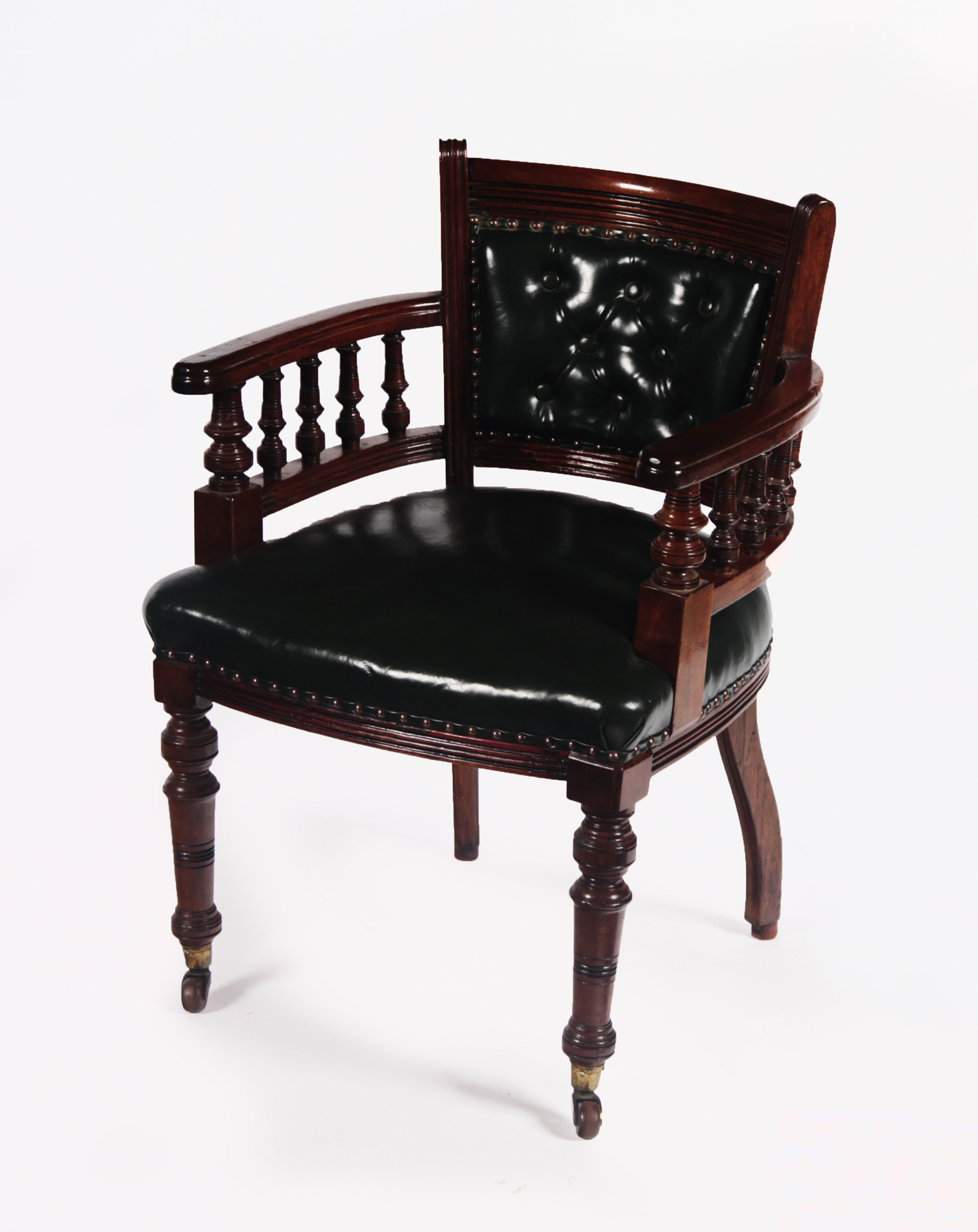 GENTLEMAN'S DESK CHAIR