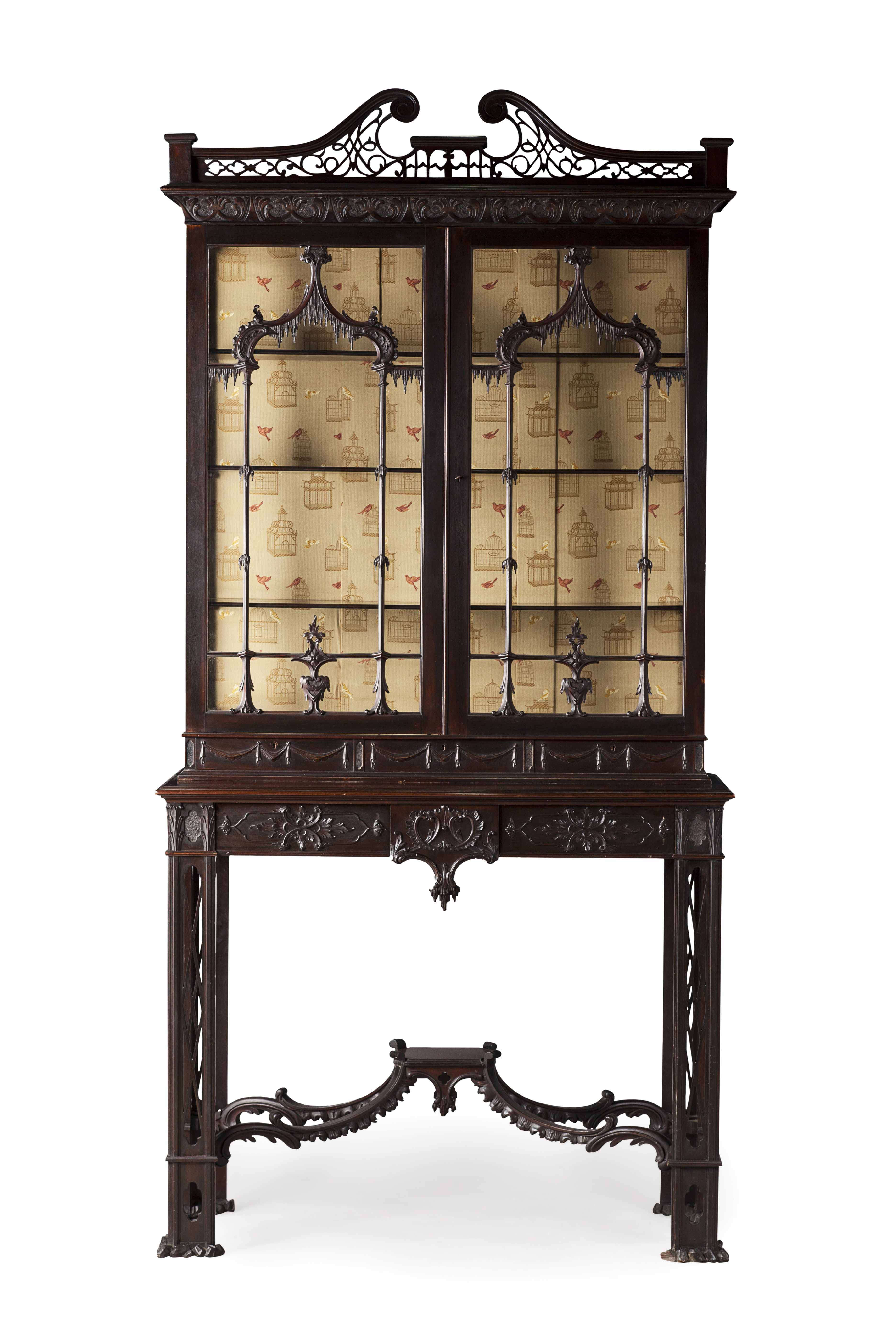 CHINESE CHIPPENDALE STYLE MAHOGANY DISPLAY CABINET ON STAND