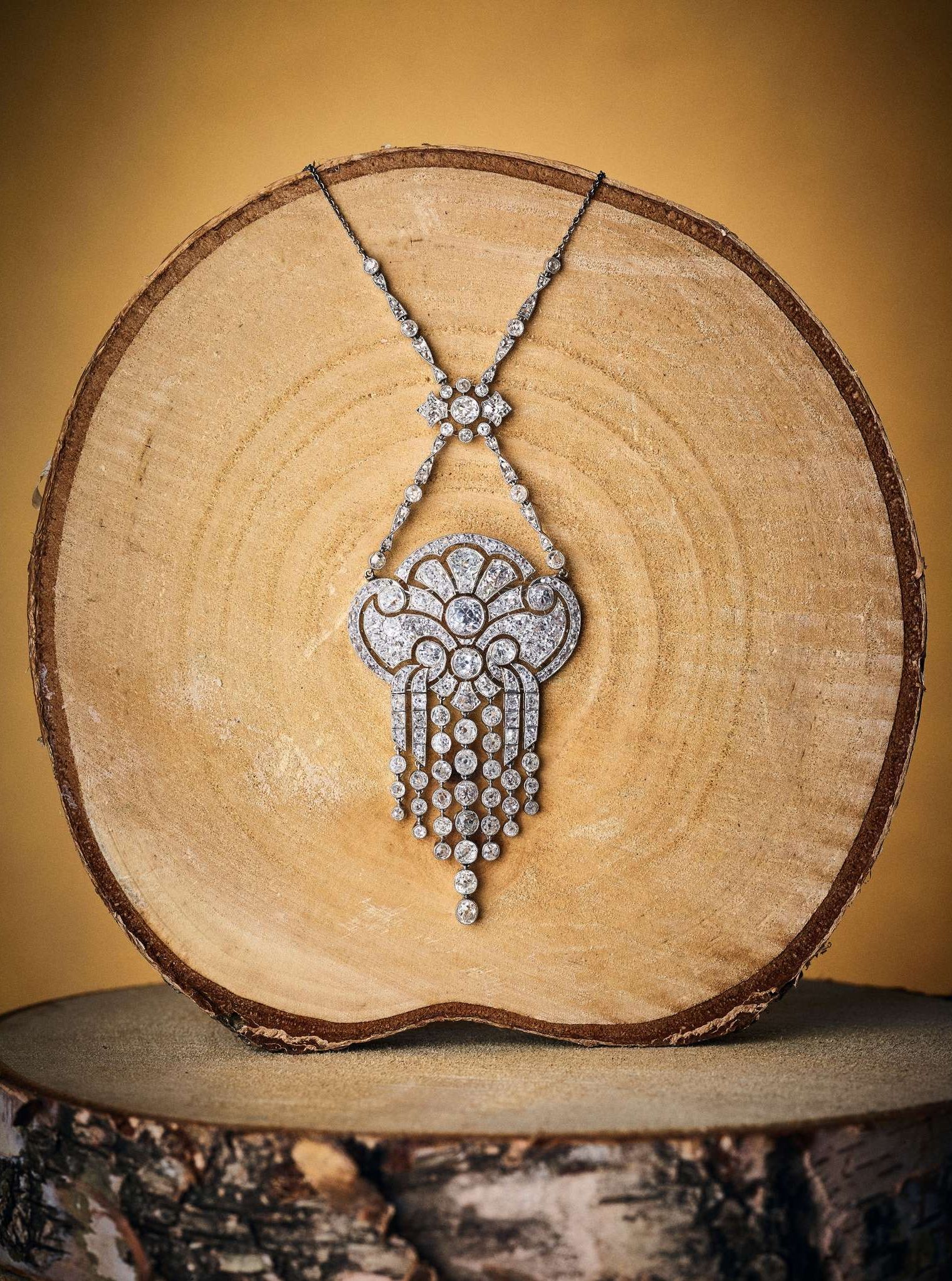 A Belle Époque diamond brooch / necklace, circa 1910