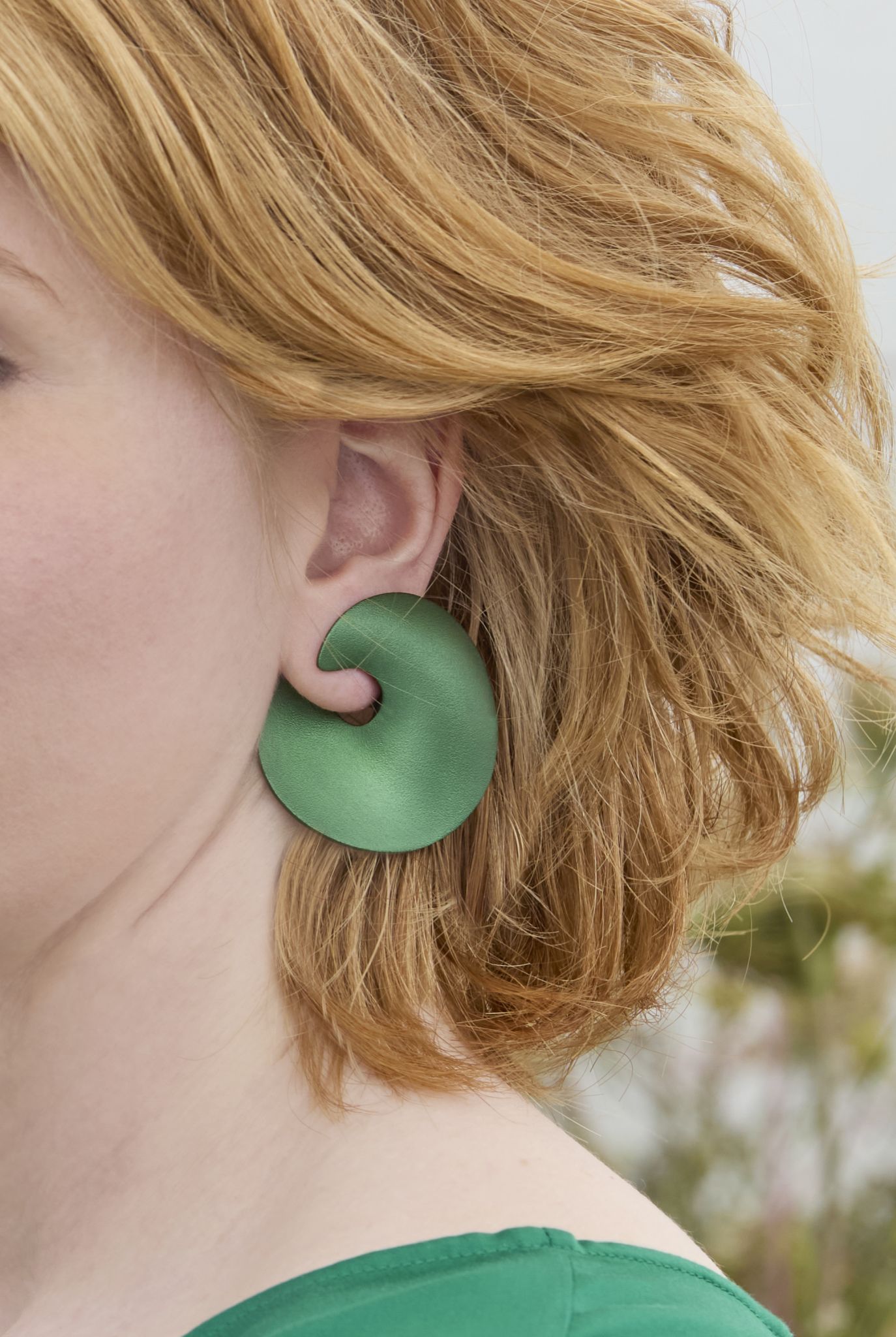 JAR: A pair of green aluminium "Valerie" earrings