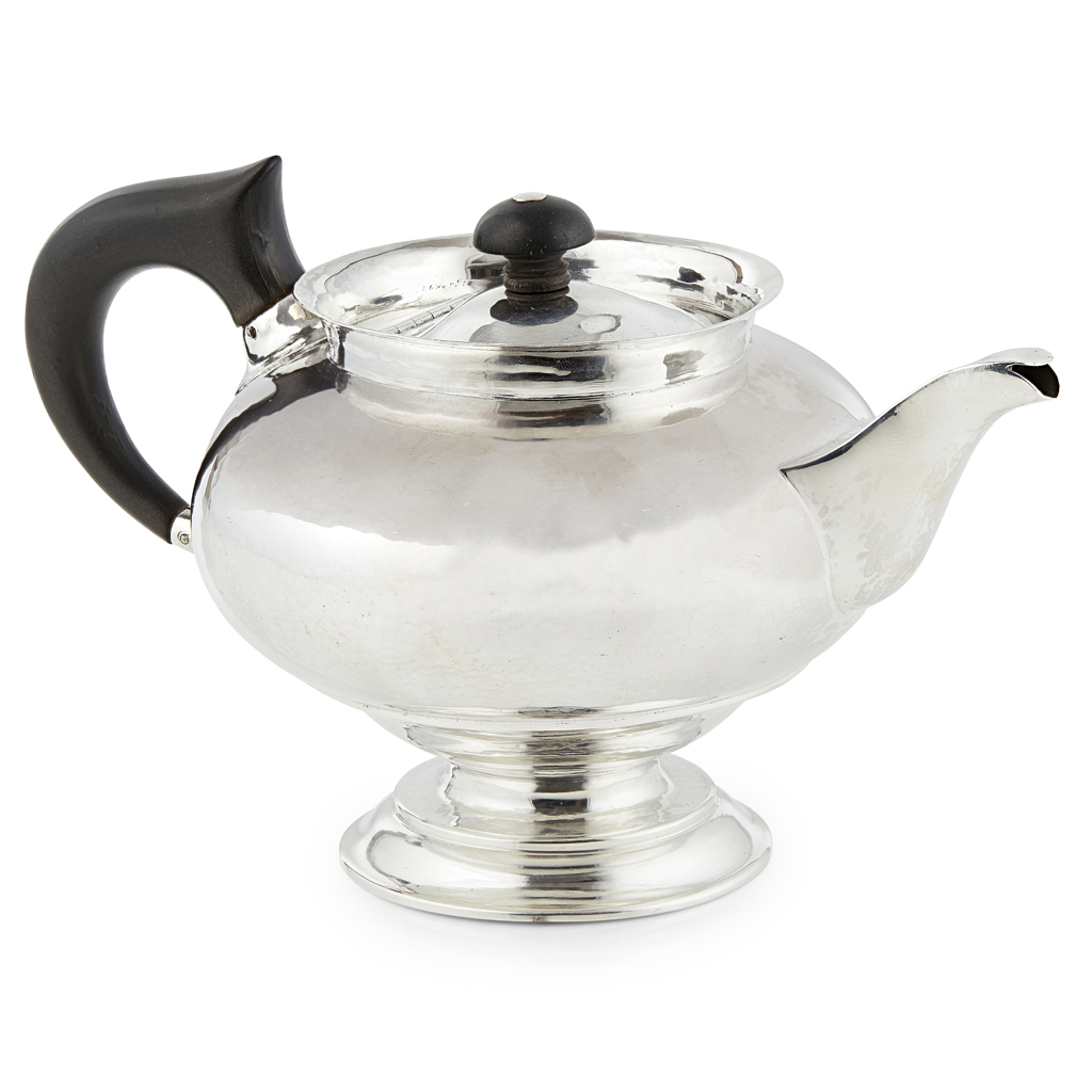 ATTRIBUTED TO ARTHUR DIXON FOR BIRMINGHAM GUILD OF HANDICRAFT